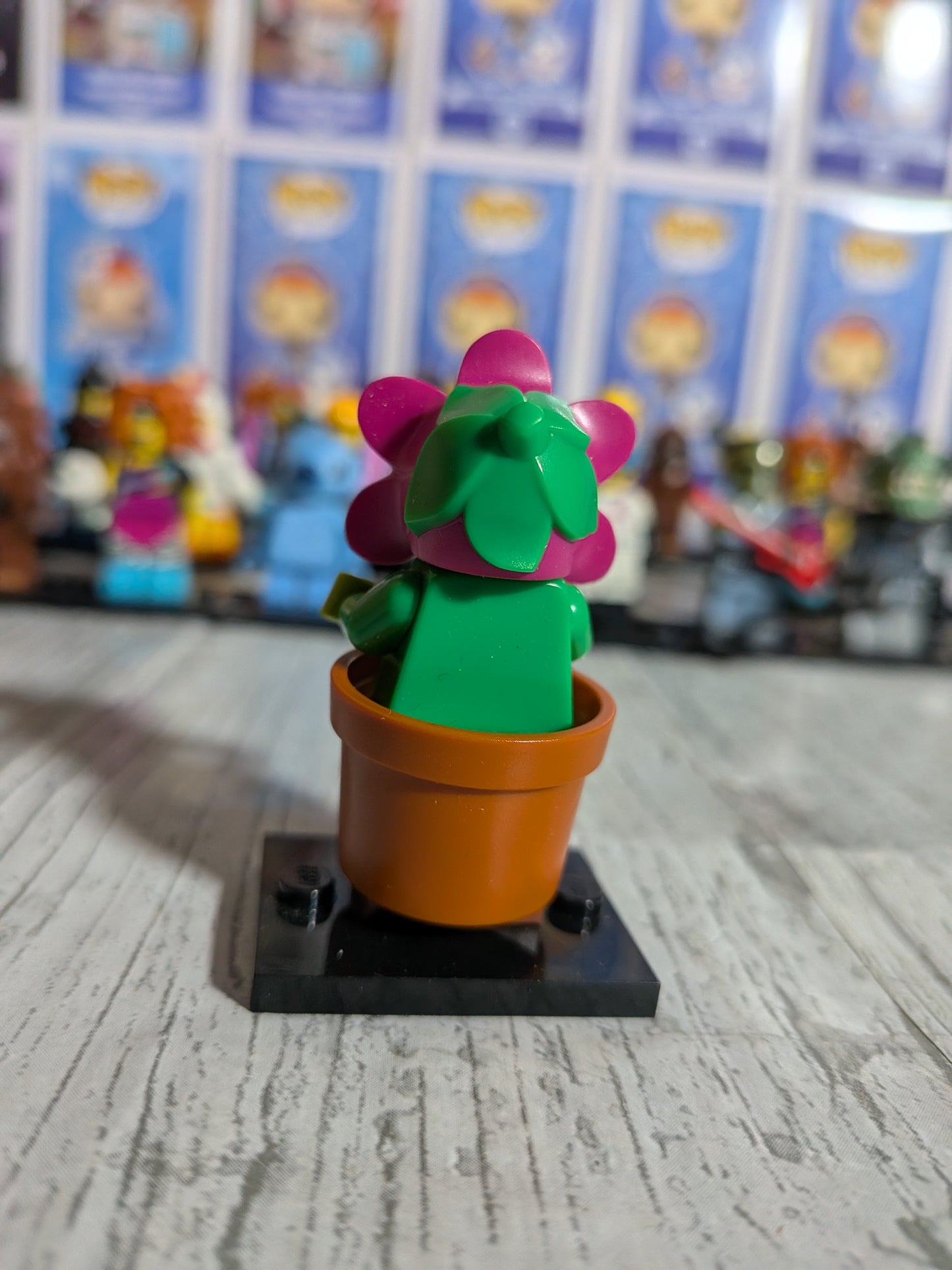 LEGO Minifiguren - Blumenkübel-Mädchen