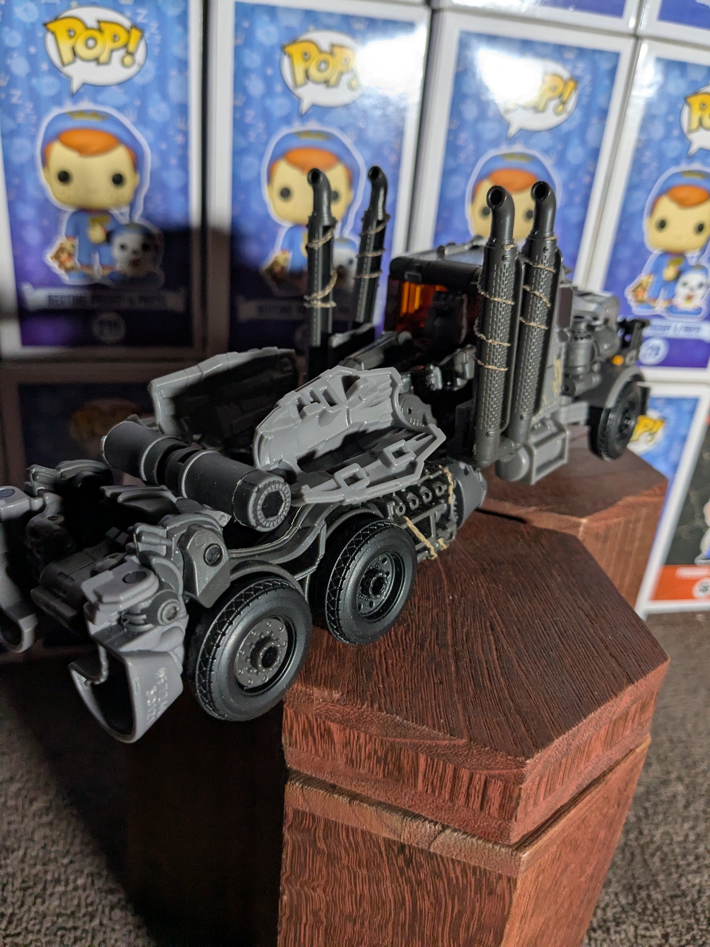 Studio Series 101 : Scourge