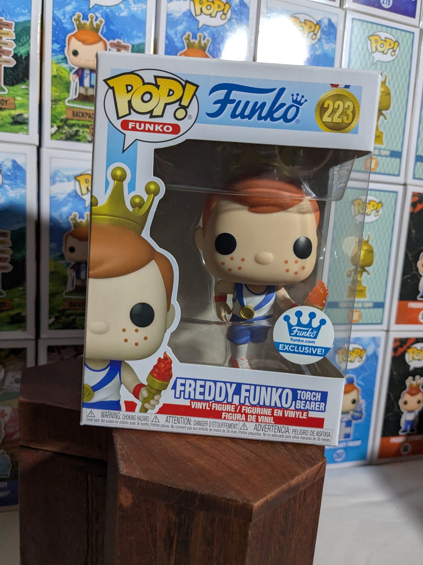 Funko pop 223 : Freddy Funko Torch Bearer