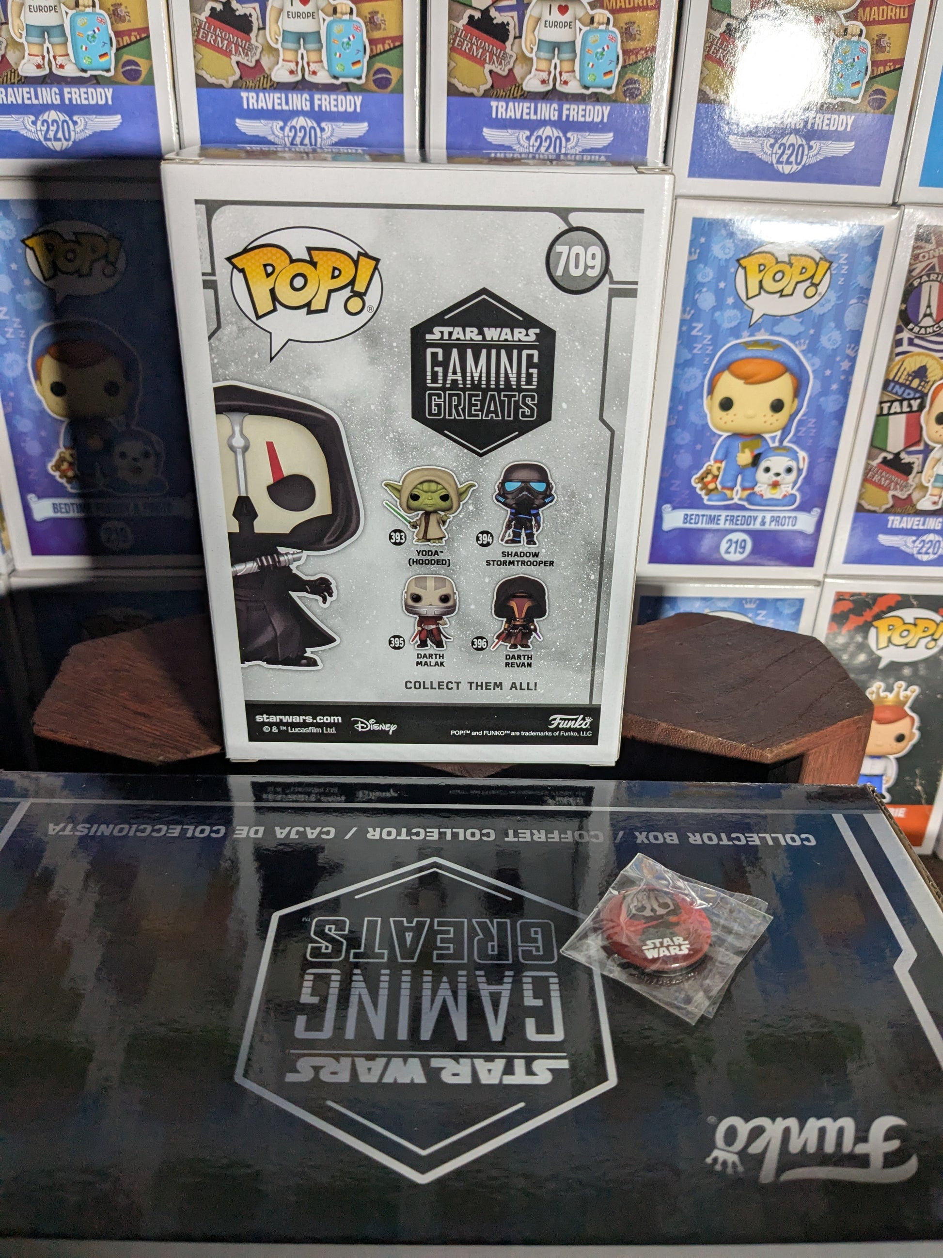 Funko pop : Star Wars Knight of the Old Republic Collector Box (GameStop/Opened Box) - CapyToys