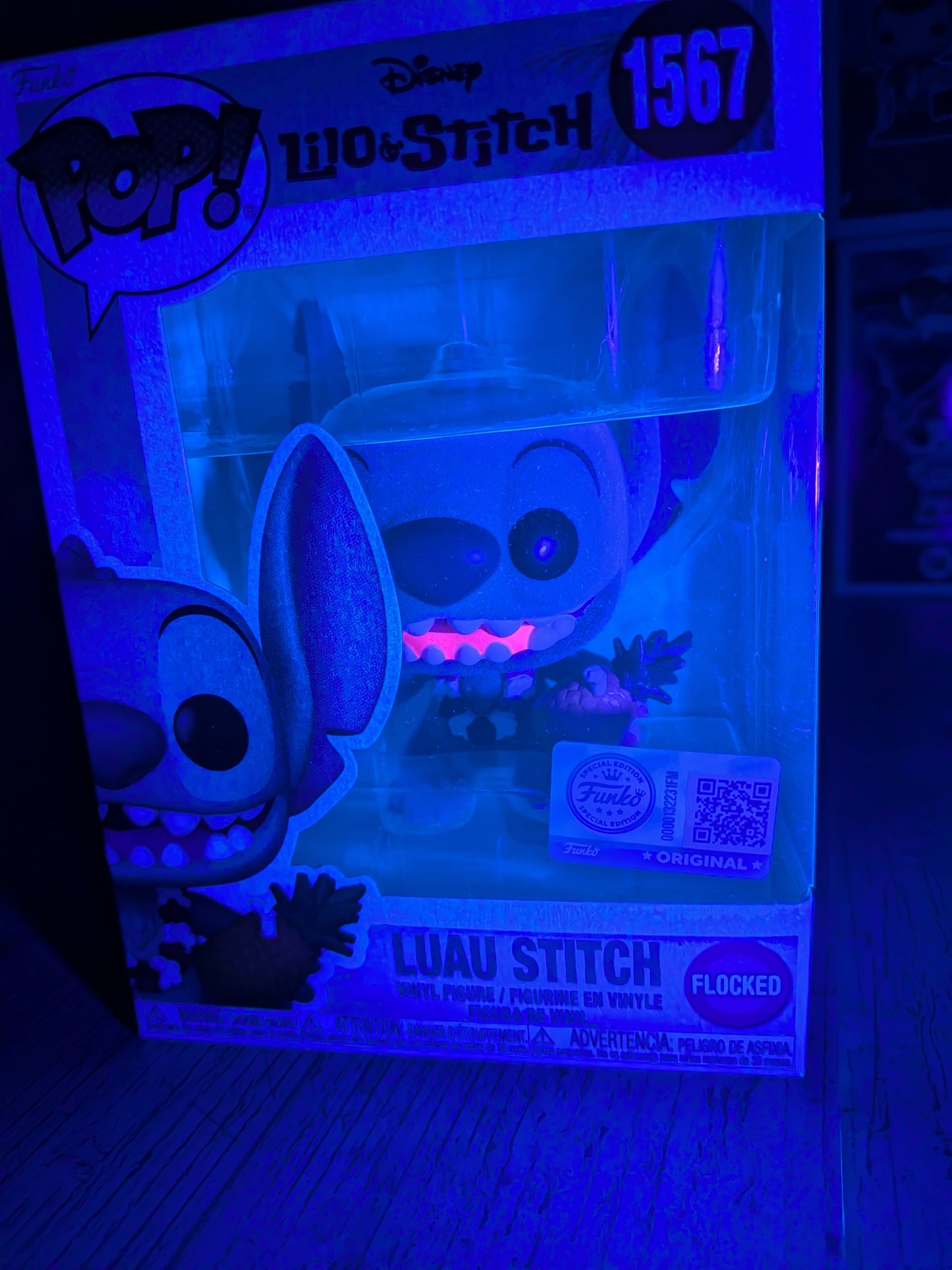 Funko Pop Disney #1567 - Luau Stitch (Flocked)