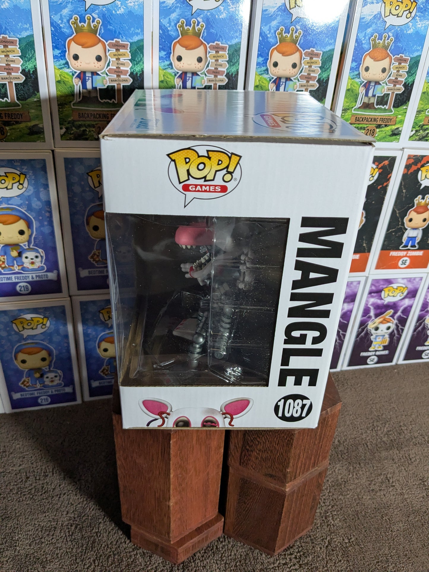 Funko pop 1087 : Mangle (Opened / Damaged Box)