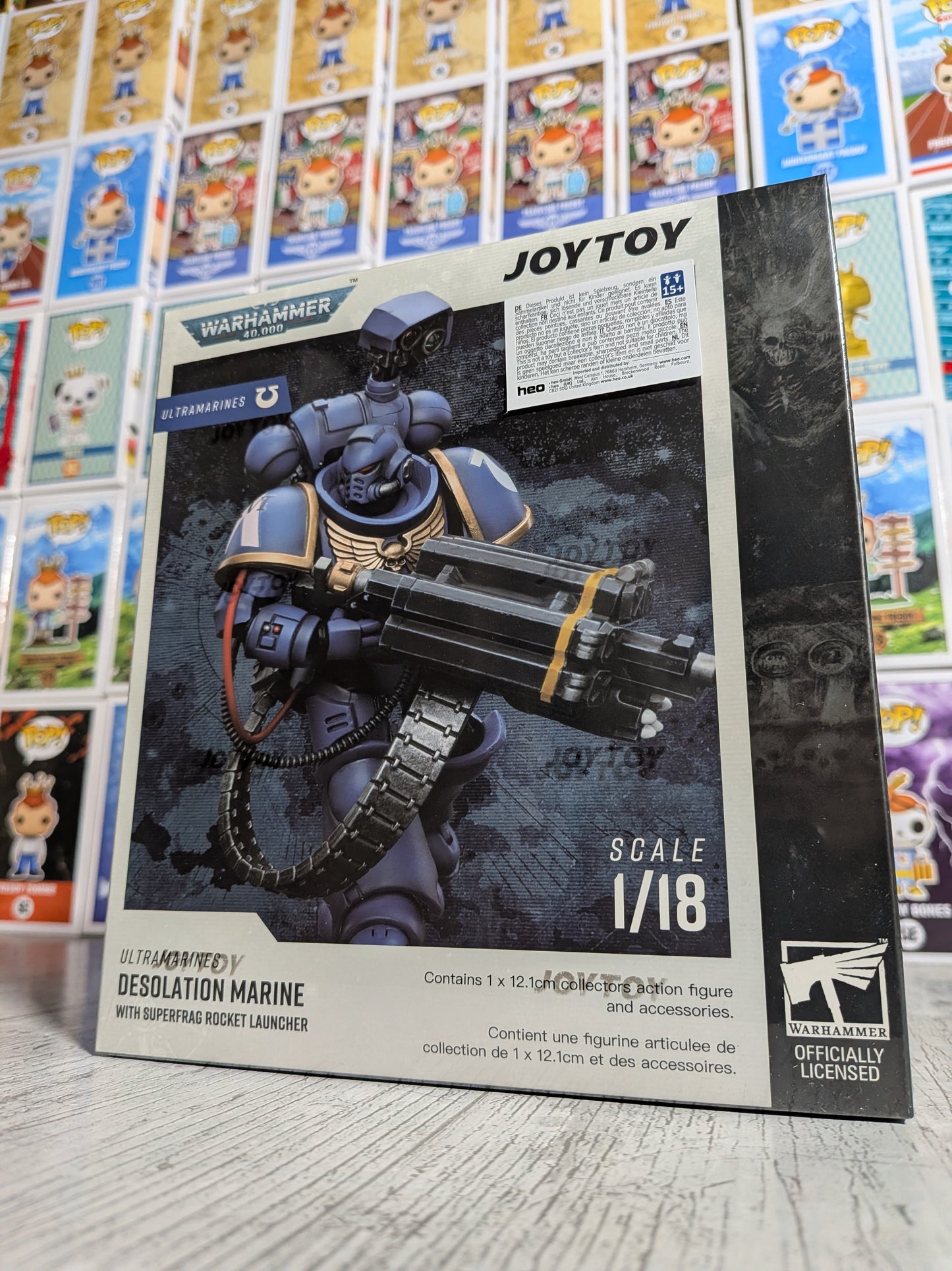 JoyToy Warhammer 40k - Ultramarines Desolation Marine mit Superfrag-Raketenwerfer (12,1cm)