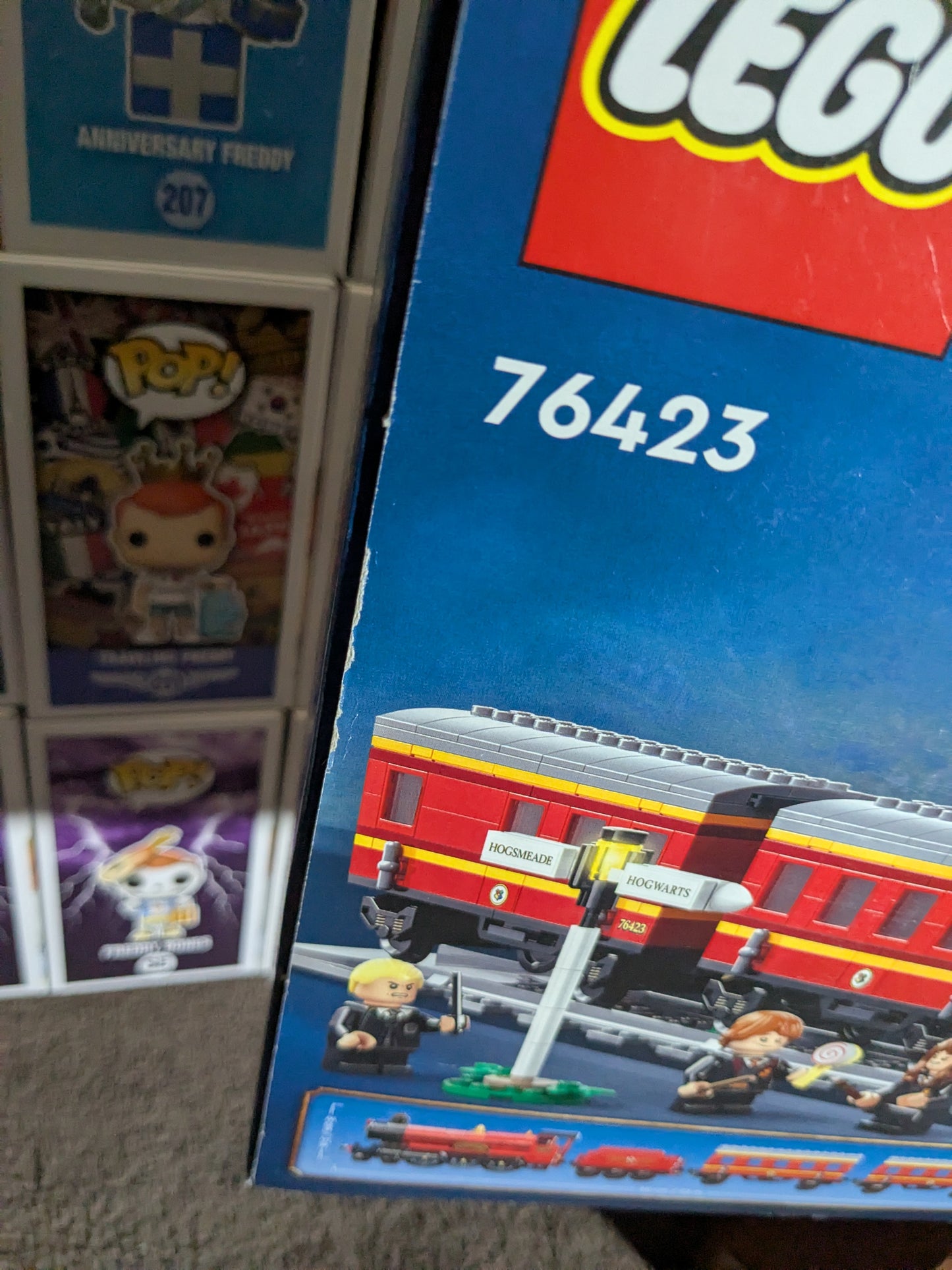Lego 76423: Hogwarts Express e stazione di Hogsmeade