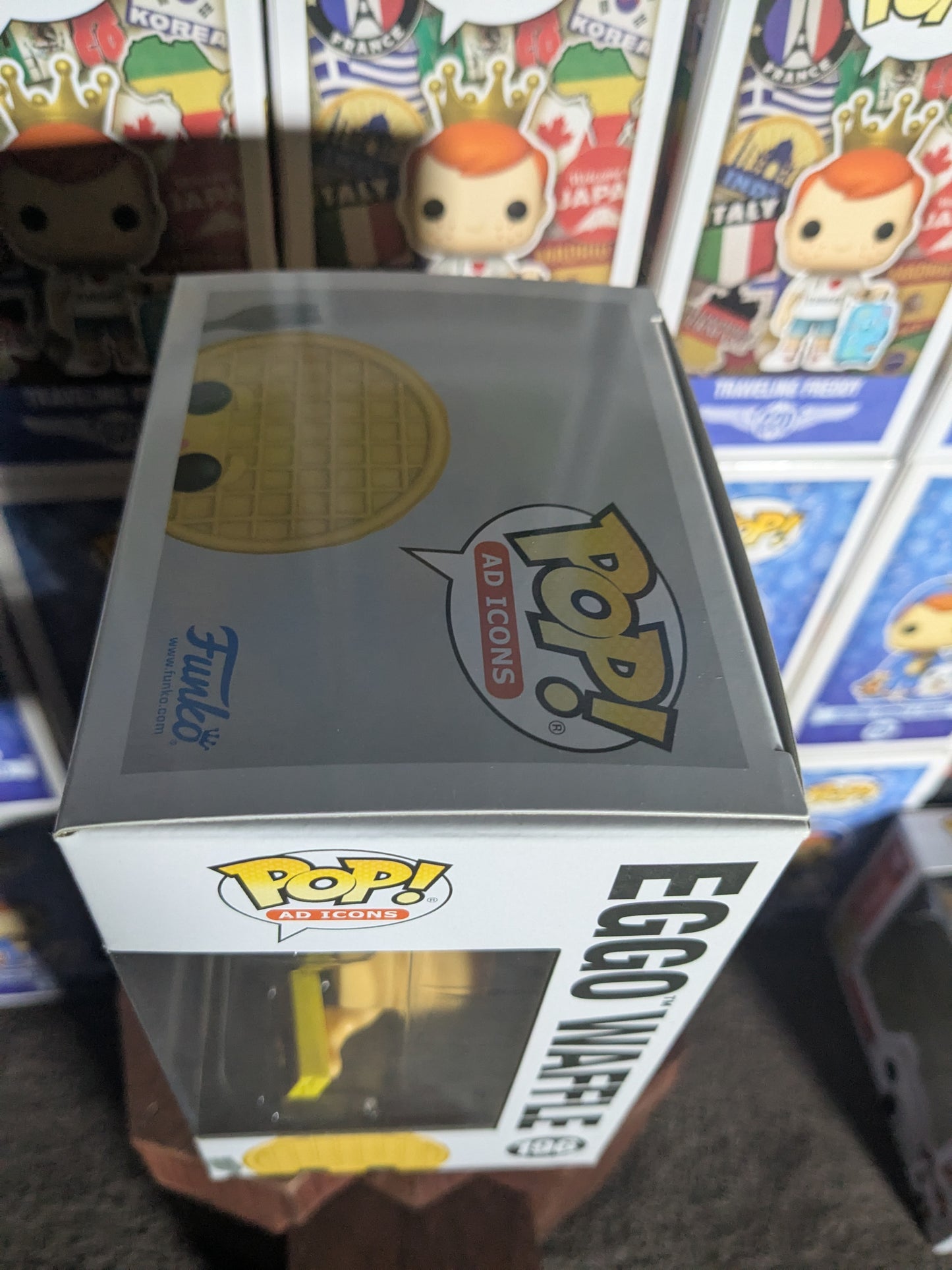 Funko pop 196 : Eggo 🧇 - CapyToys