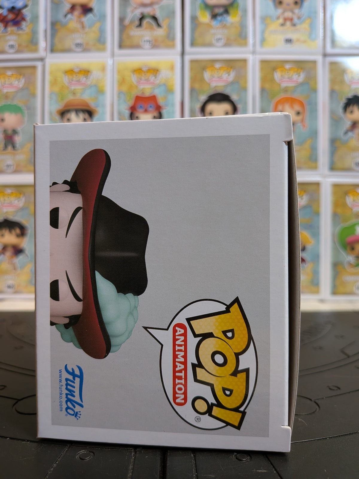 Funko Pop! One Piece #1521 - Dracule Mihawk (Funko Exclusive)