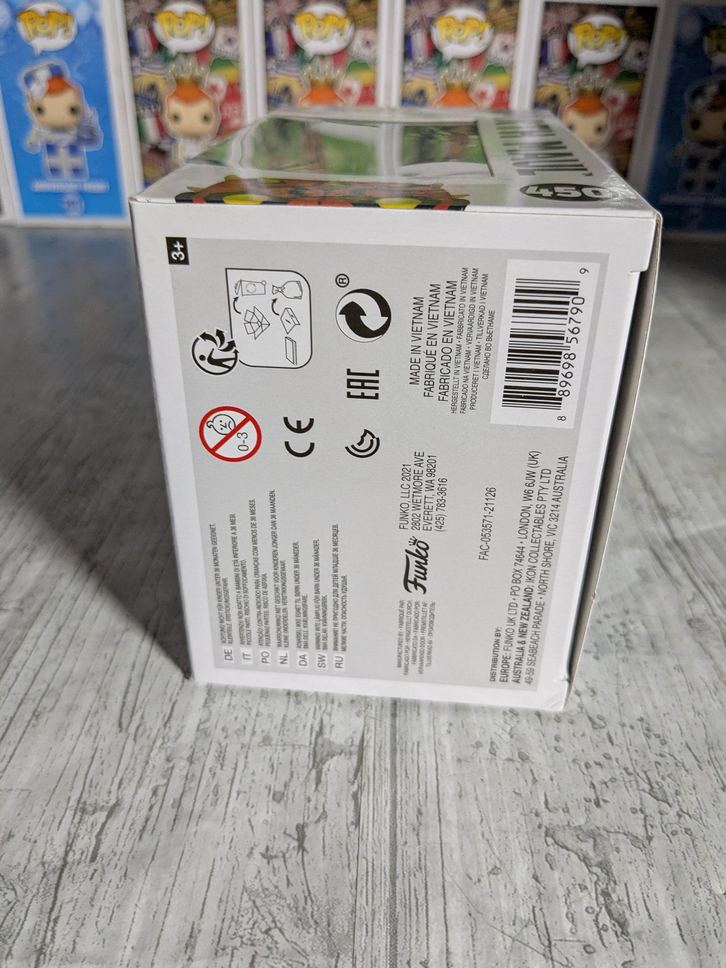 Funko pop 450 : Darth Maul (CCE/Damaged Box)