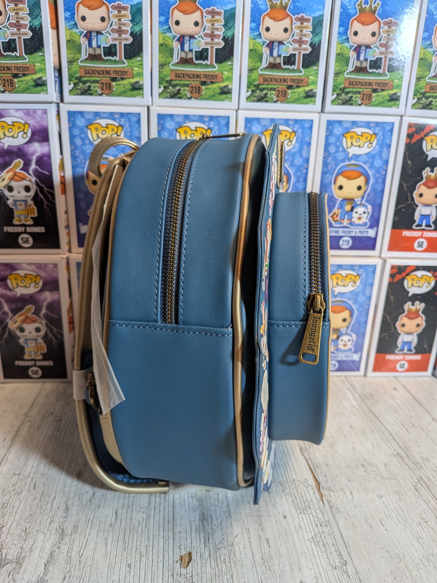 Loungefly - Harry Potter Hogwarts Schloss Cameo Lentikular Mini-Rucksack ✨