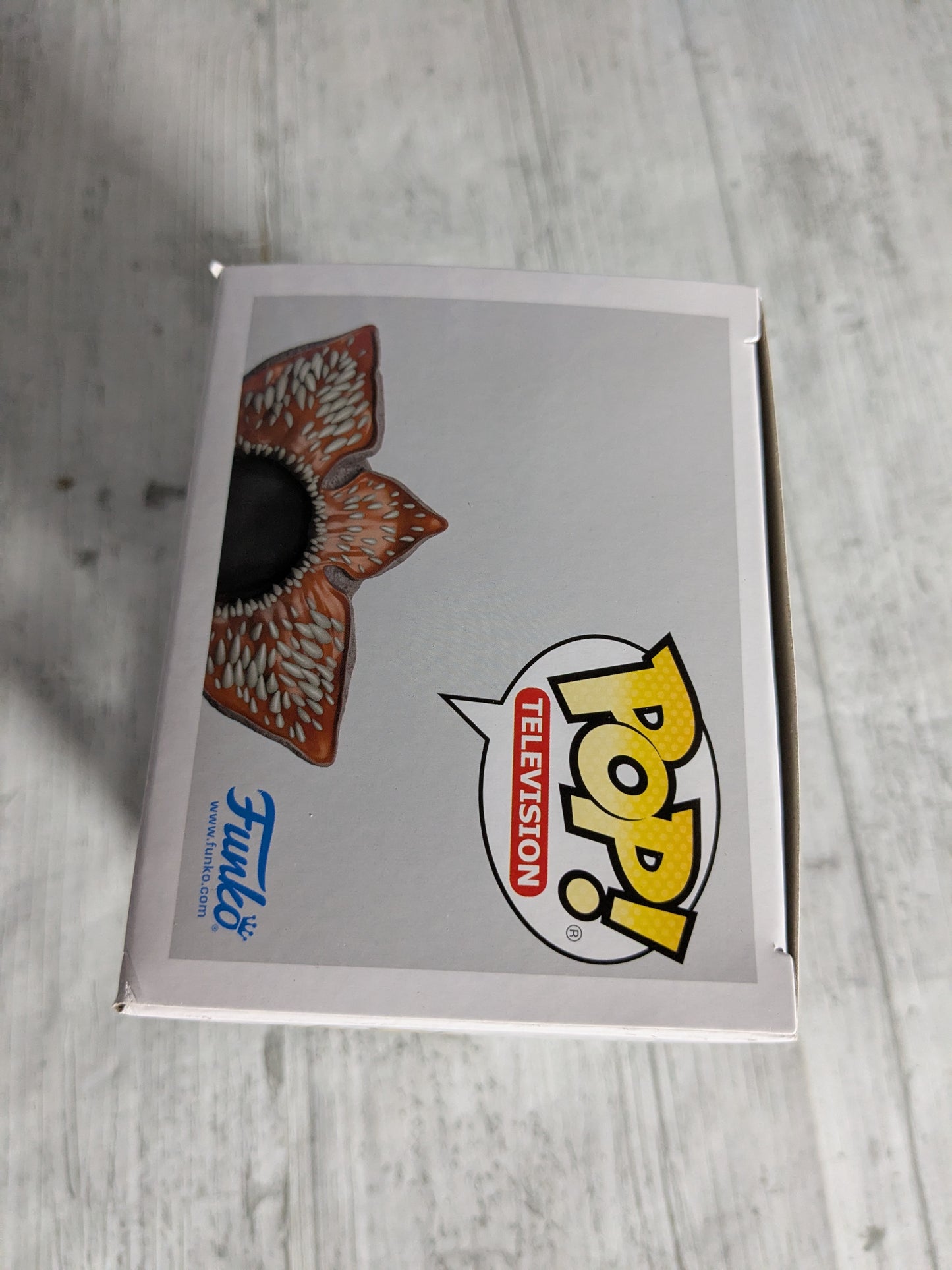 Funko pop 428 : Demogorgon (SC2022/Glow/Opened/Damaged box/3000PCS)