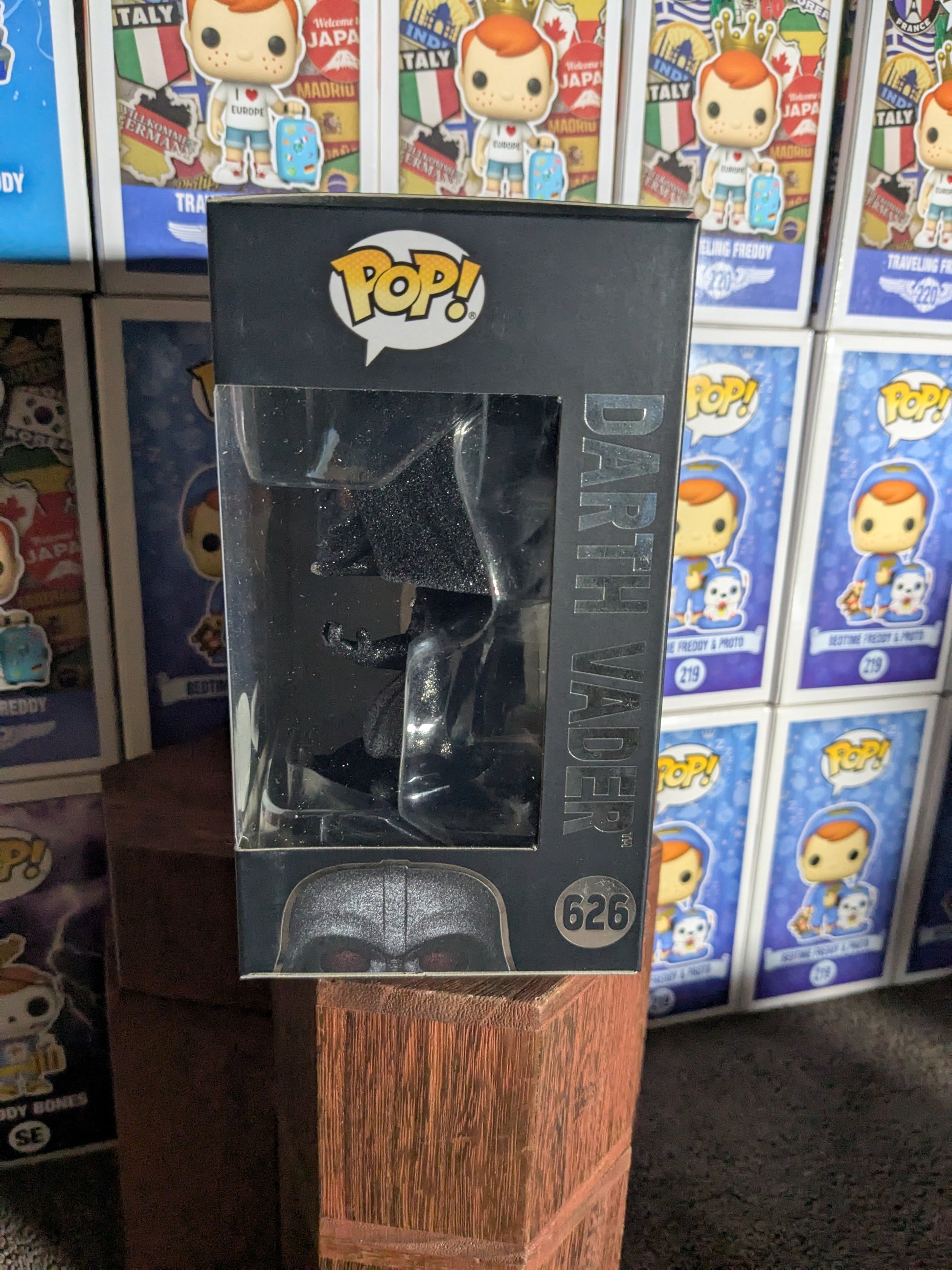 Funko pop 626 : Darth Vader (💎) - CapyToys