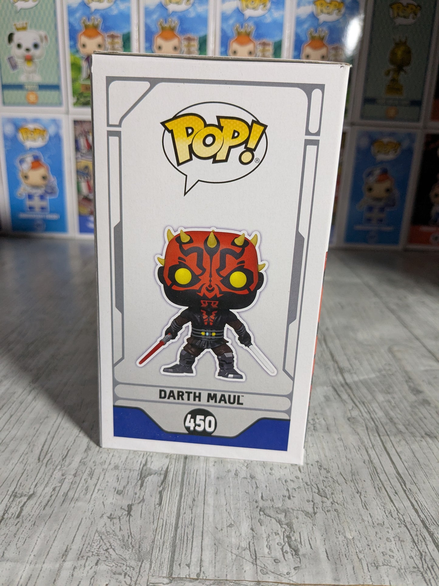 Funko pop 450 : Darth Maul (CCE/Damaged Box)