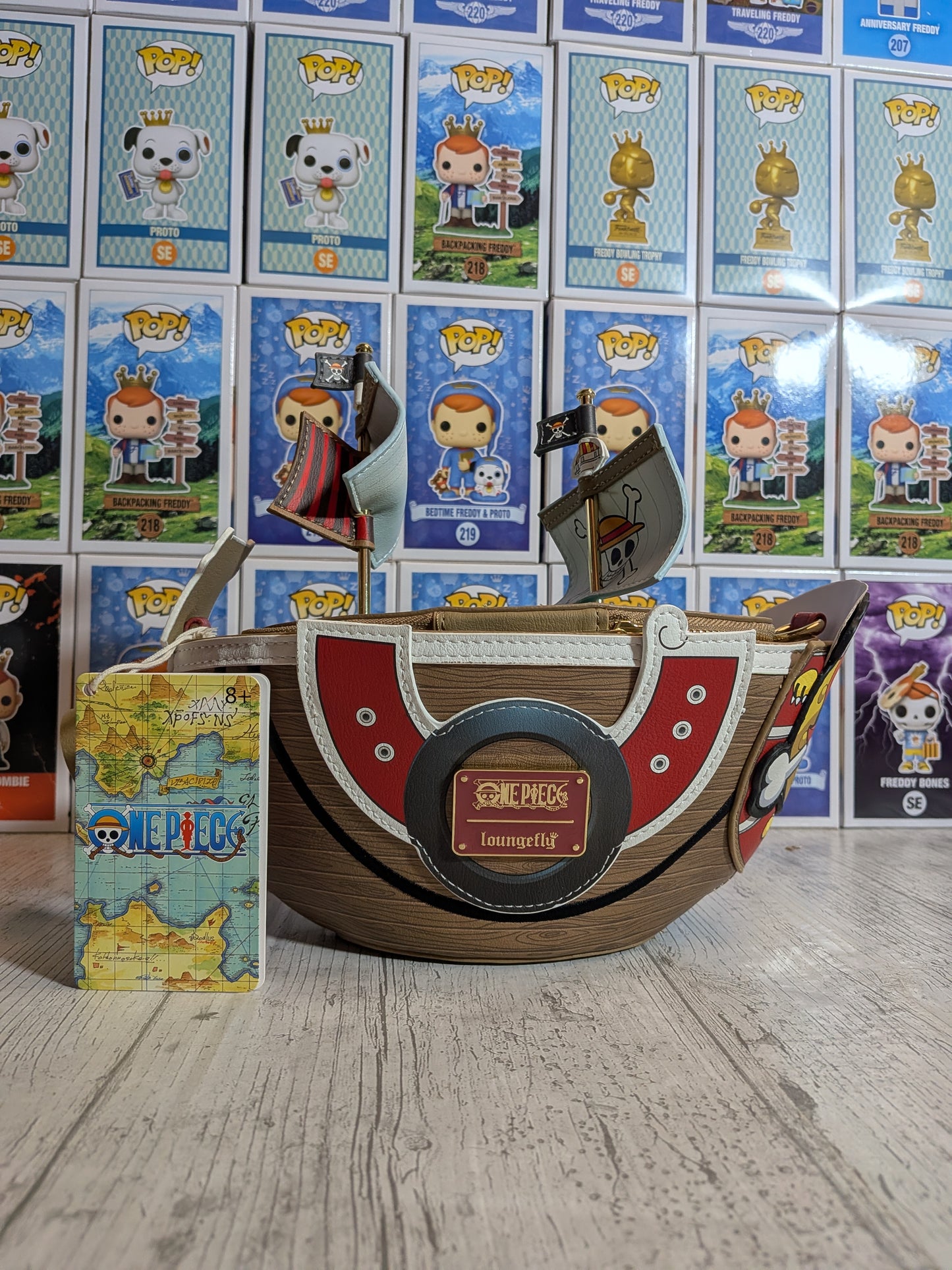 Loungefly: Thousand Sunny Figural Umhängetasche 🏴‍☠️