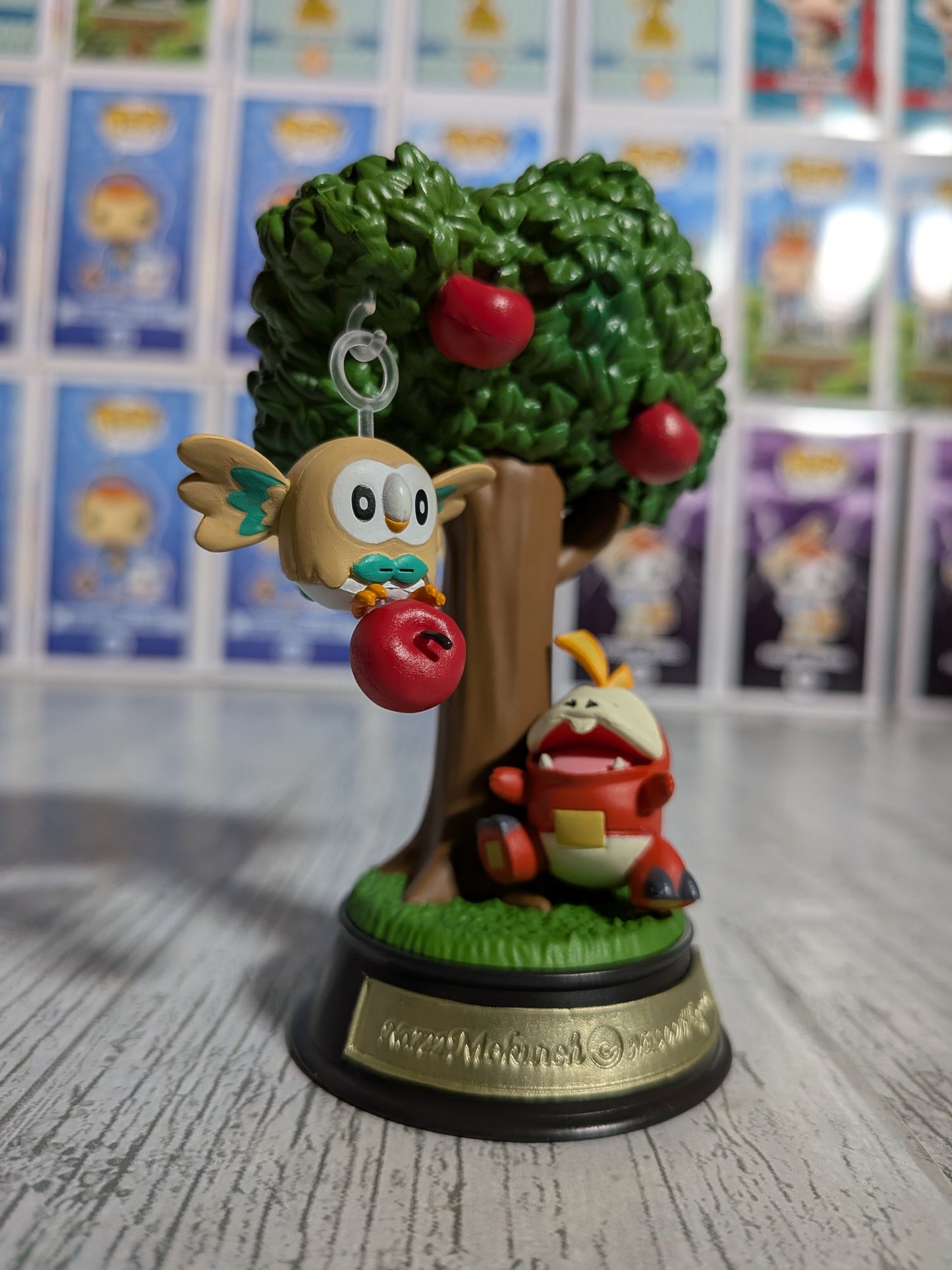 Re-Ment Pokémon Swing Vignette Collection Vol.3 - Brindibou & Chochodile | Rowlet & Fuecoco (~10cm)