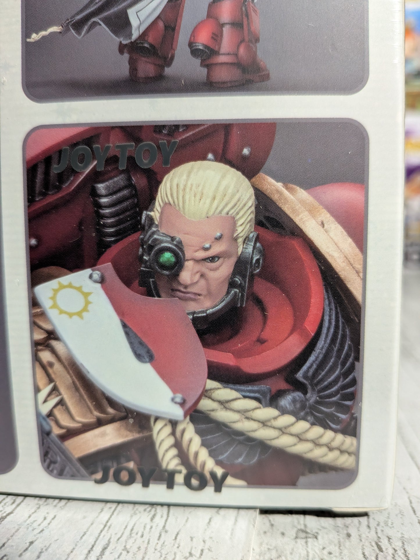 JoyToy Warhammer 40k - Blood Angels Captain mit Sprungmodul (12,2cm)