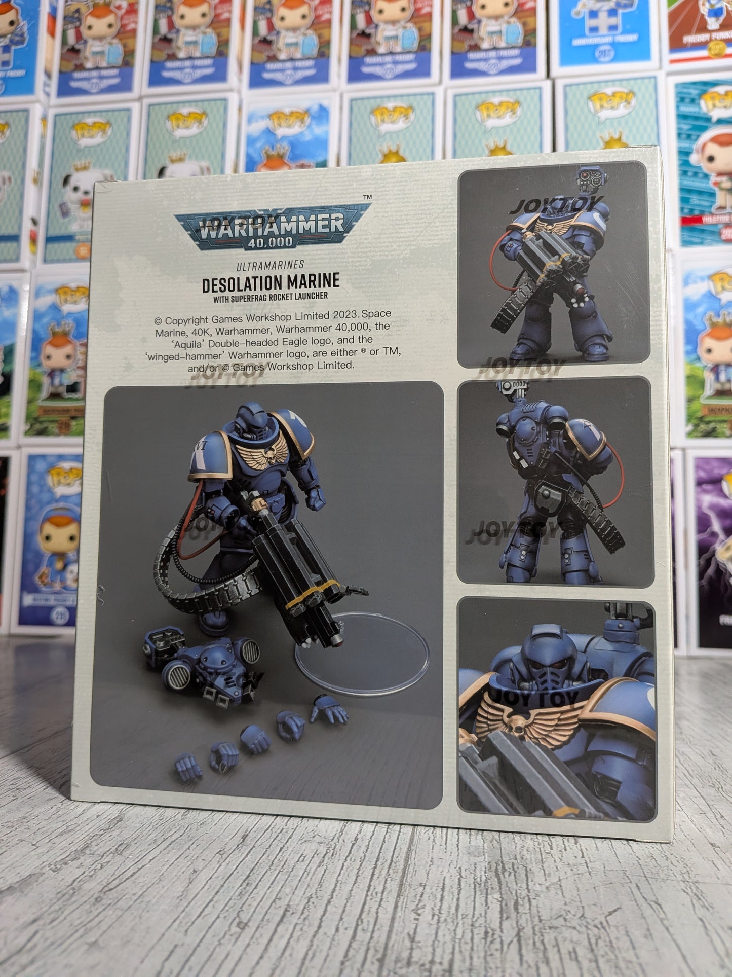 JoyToy Warhammer 40k - Ultramarines Desolation Marine mit Superfrag-Raketenwerfer (12,1cm)