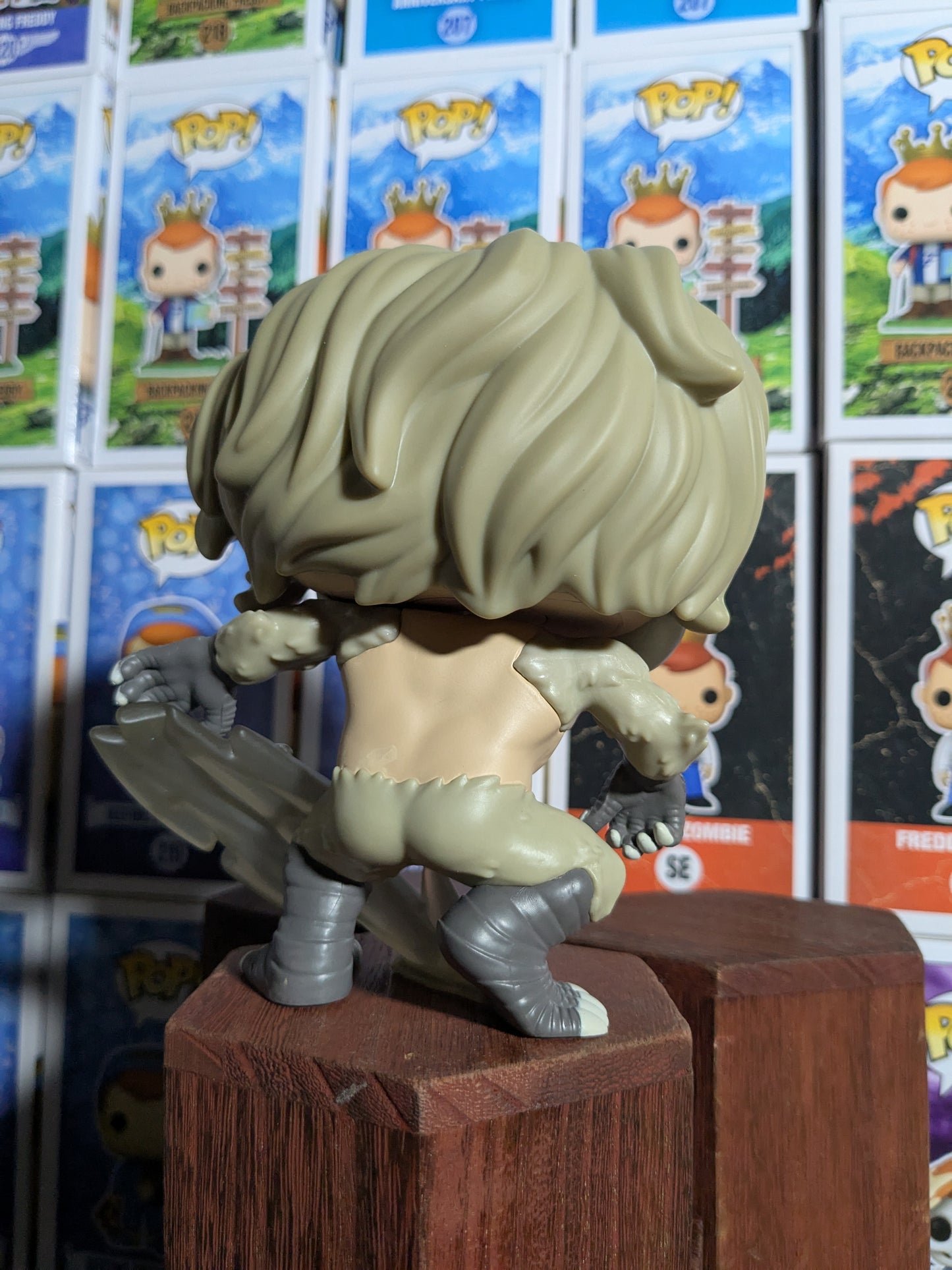 Funko pop 1619 : Jaw Titan (Damaged Box / Opened)