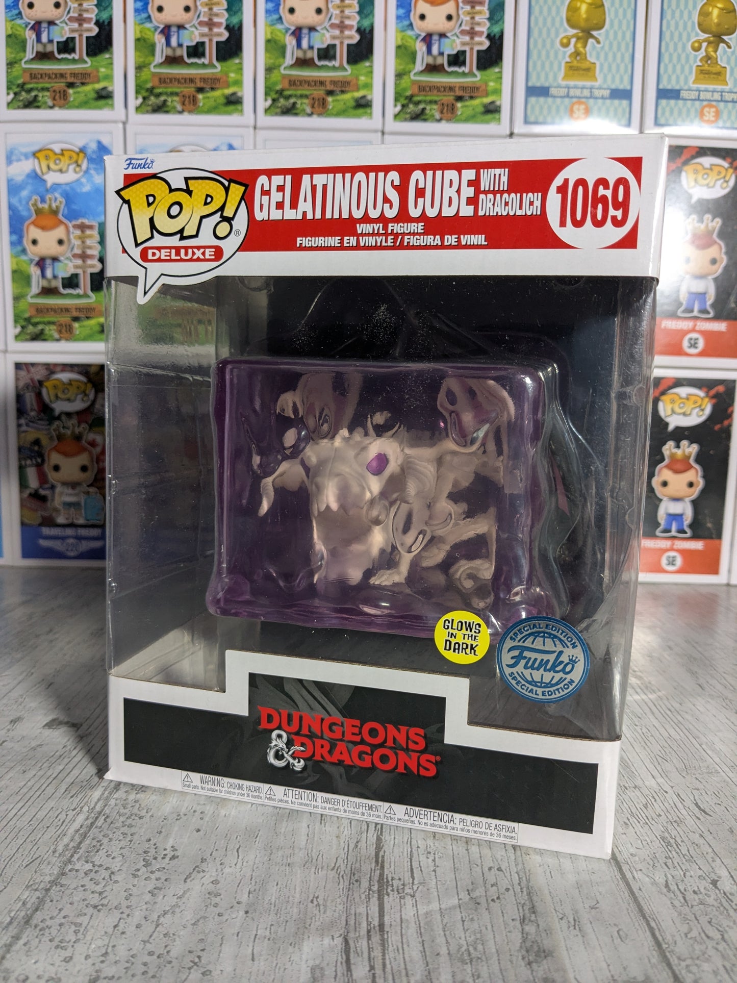 Funko pop 1069 : Gelatinous Cube with Dracolich (Glow/Opened/ Damaged Plastic)