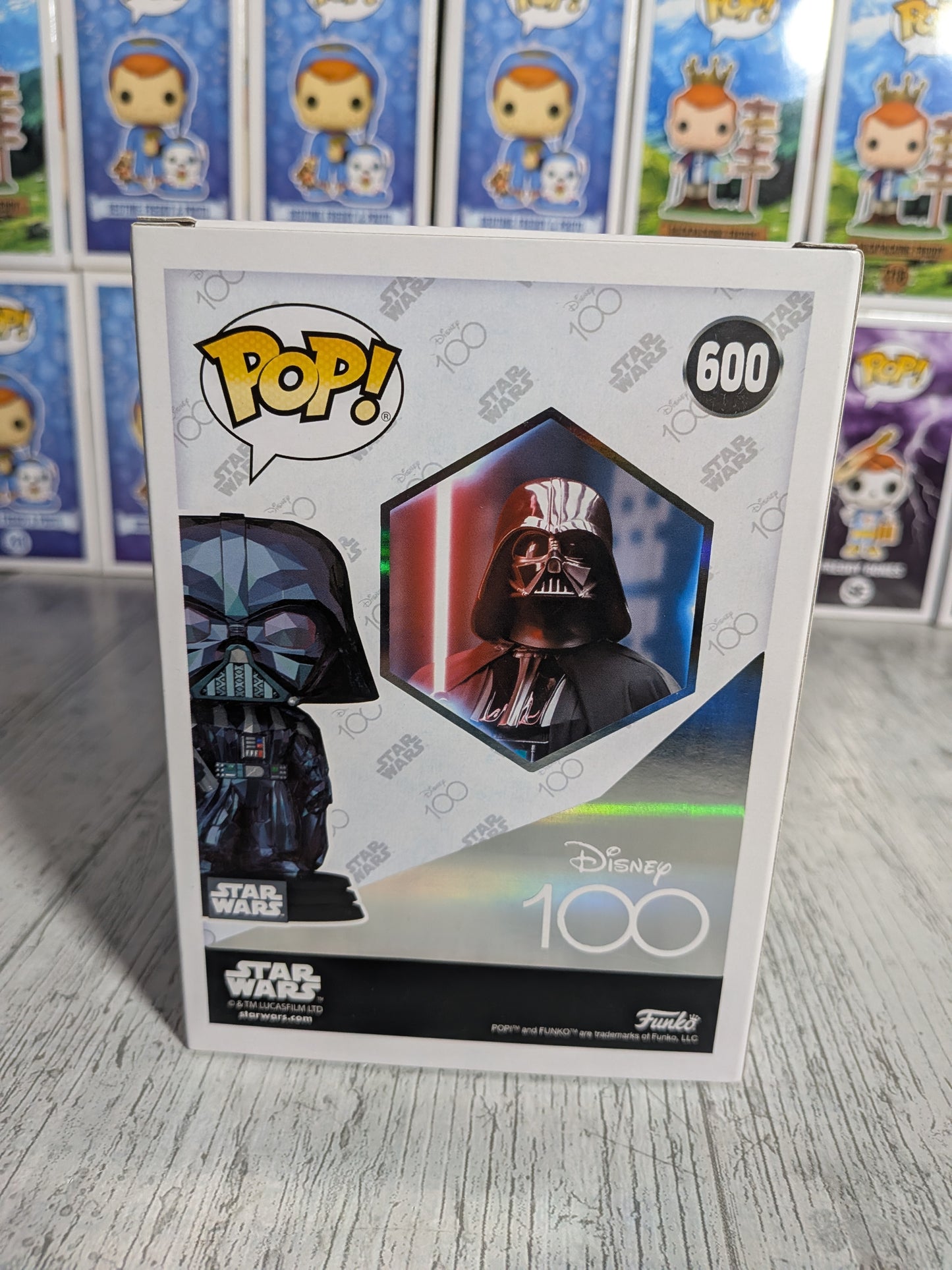 Funko Pop Star Wars Disney 100 #600 - Darth Vader (Facet)