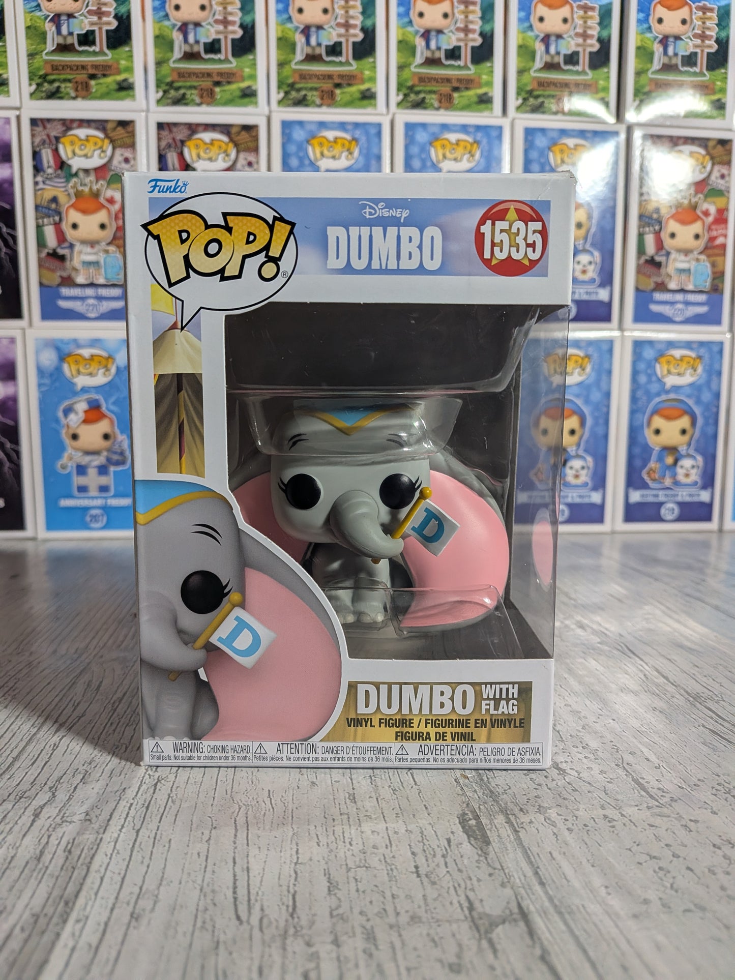 Funko Pop Disney #1535 - Dumbo mit Fahne (Geöffnet/Beschädigte Verpackung)