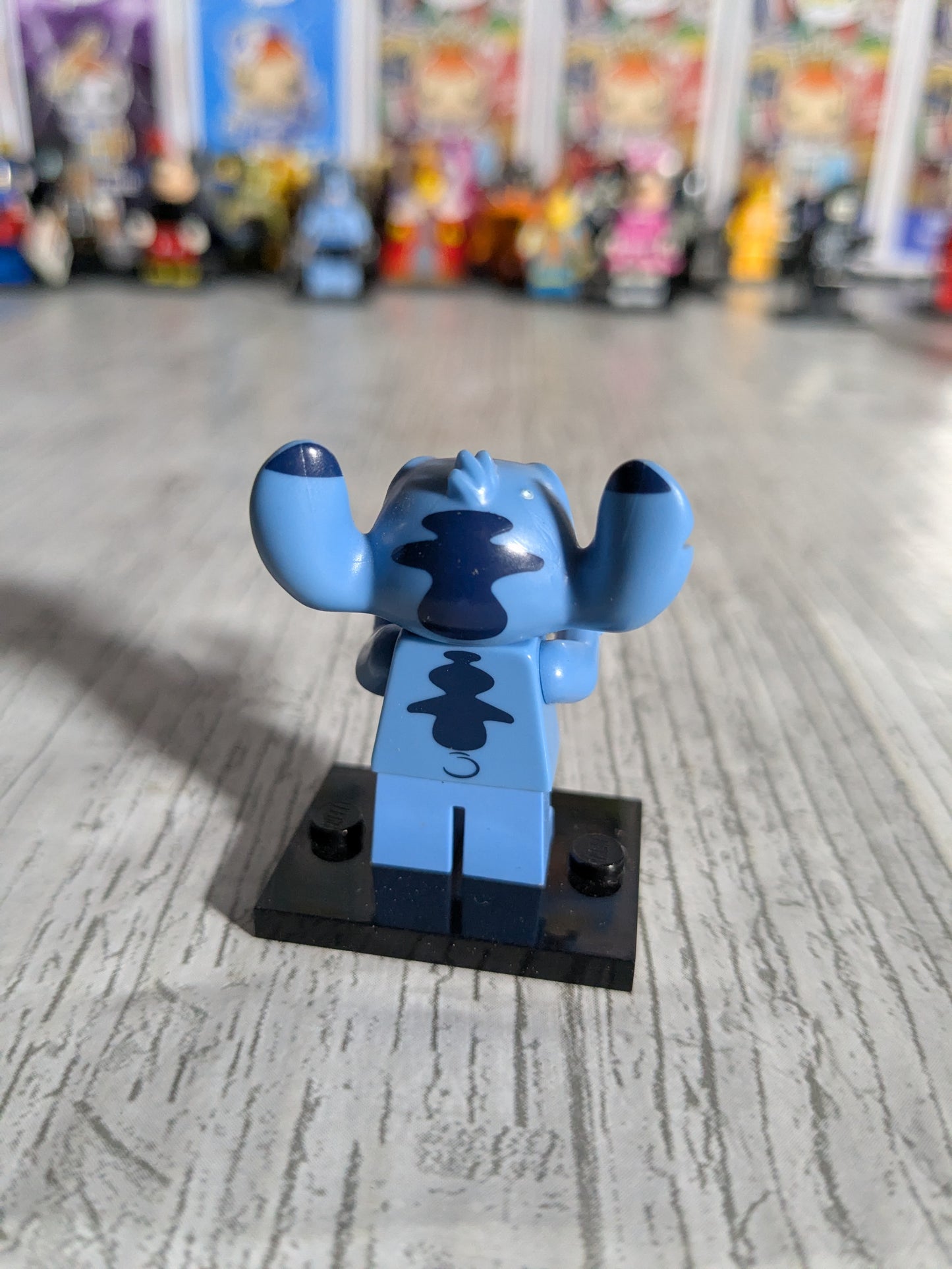 LEGO Minifigures : Stitch
