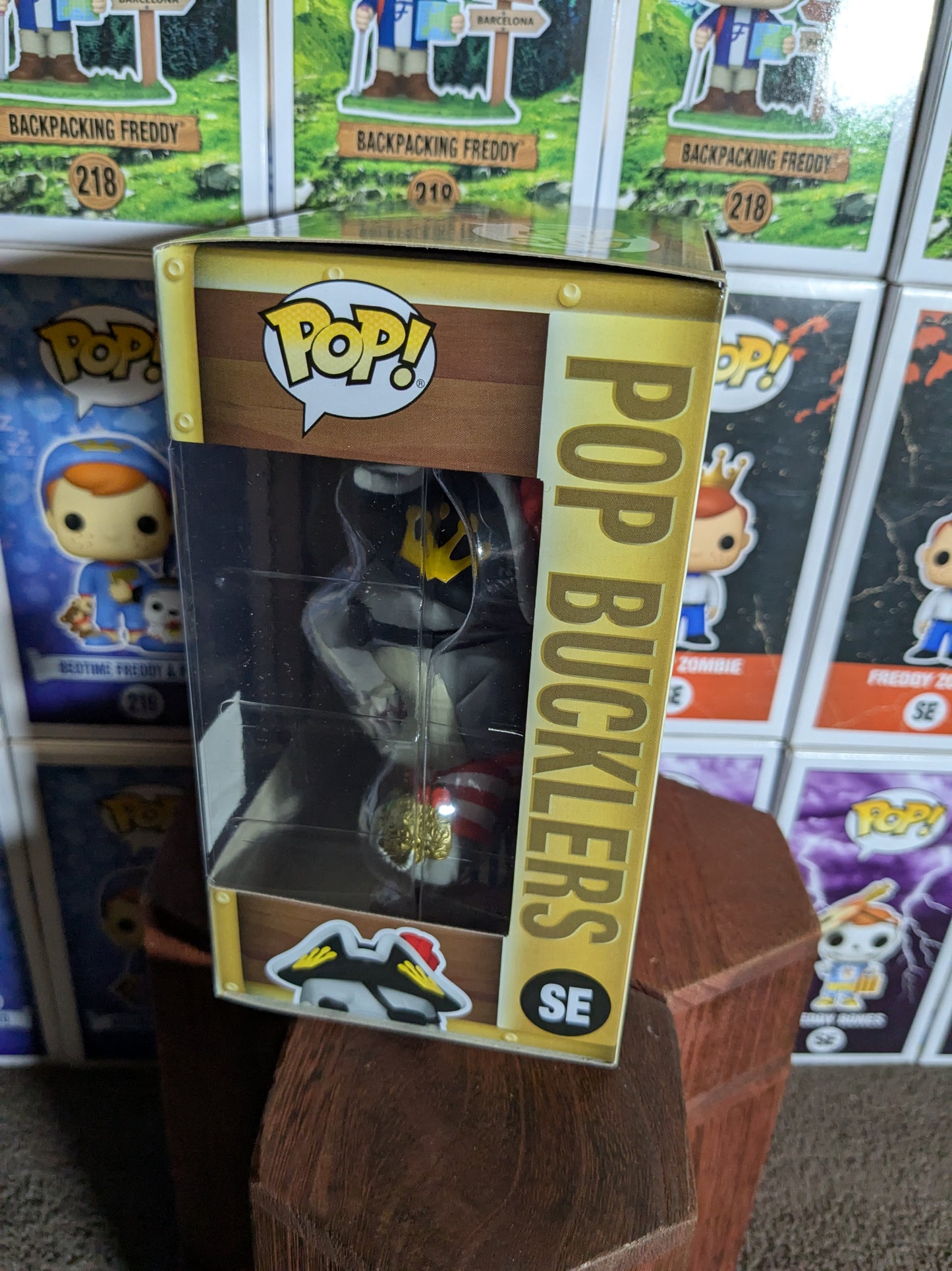Funko pop SE : Pop Bucklers