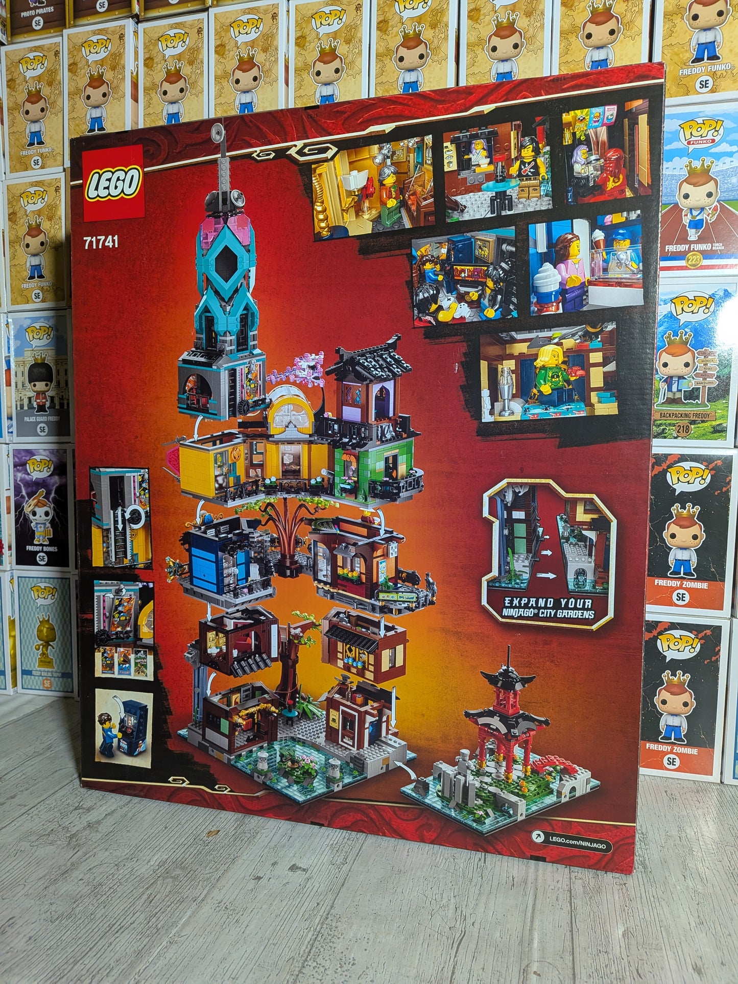 LEGO Ninjago Legacy #71741 - Die Gärten von Ninjago City