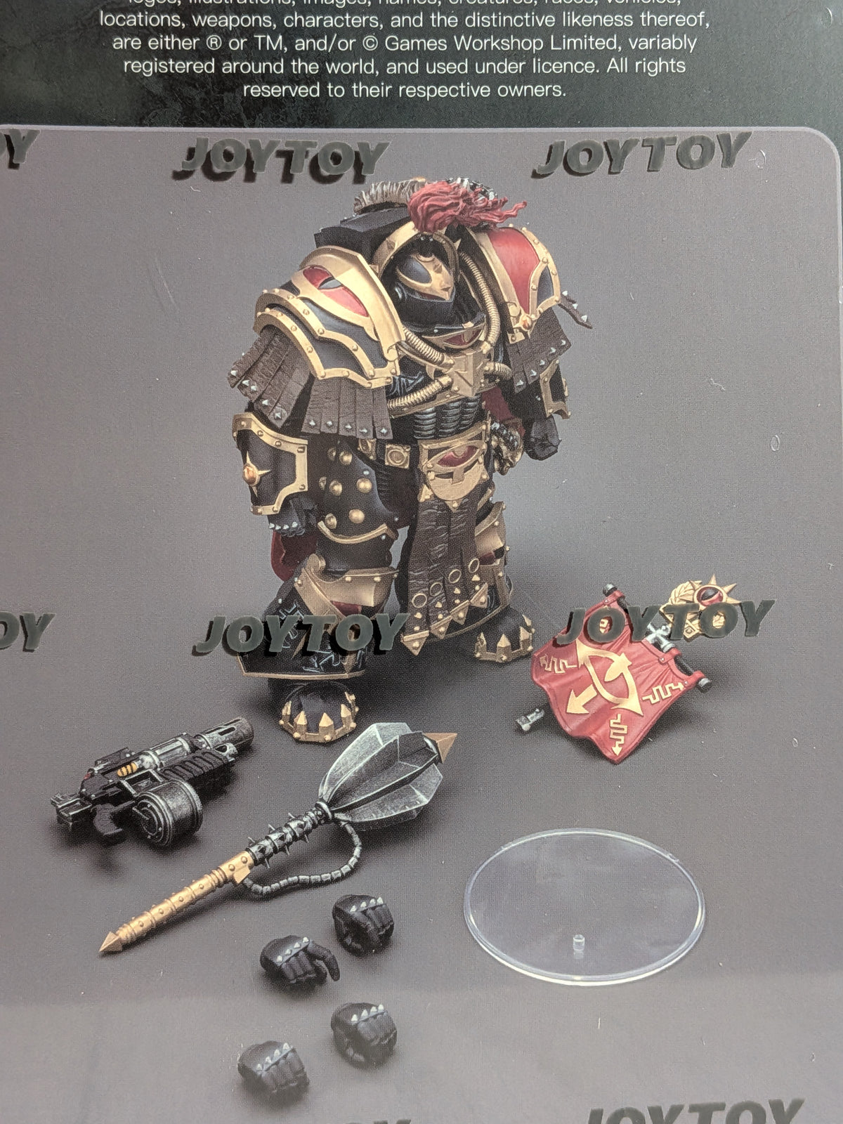 JoyToy Warhammer The Horus Heresy - Sons of Horus Legion Cataphractii Praetor with Combi-Melta and Power Maul (14.2cm)