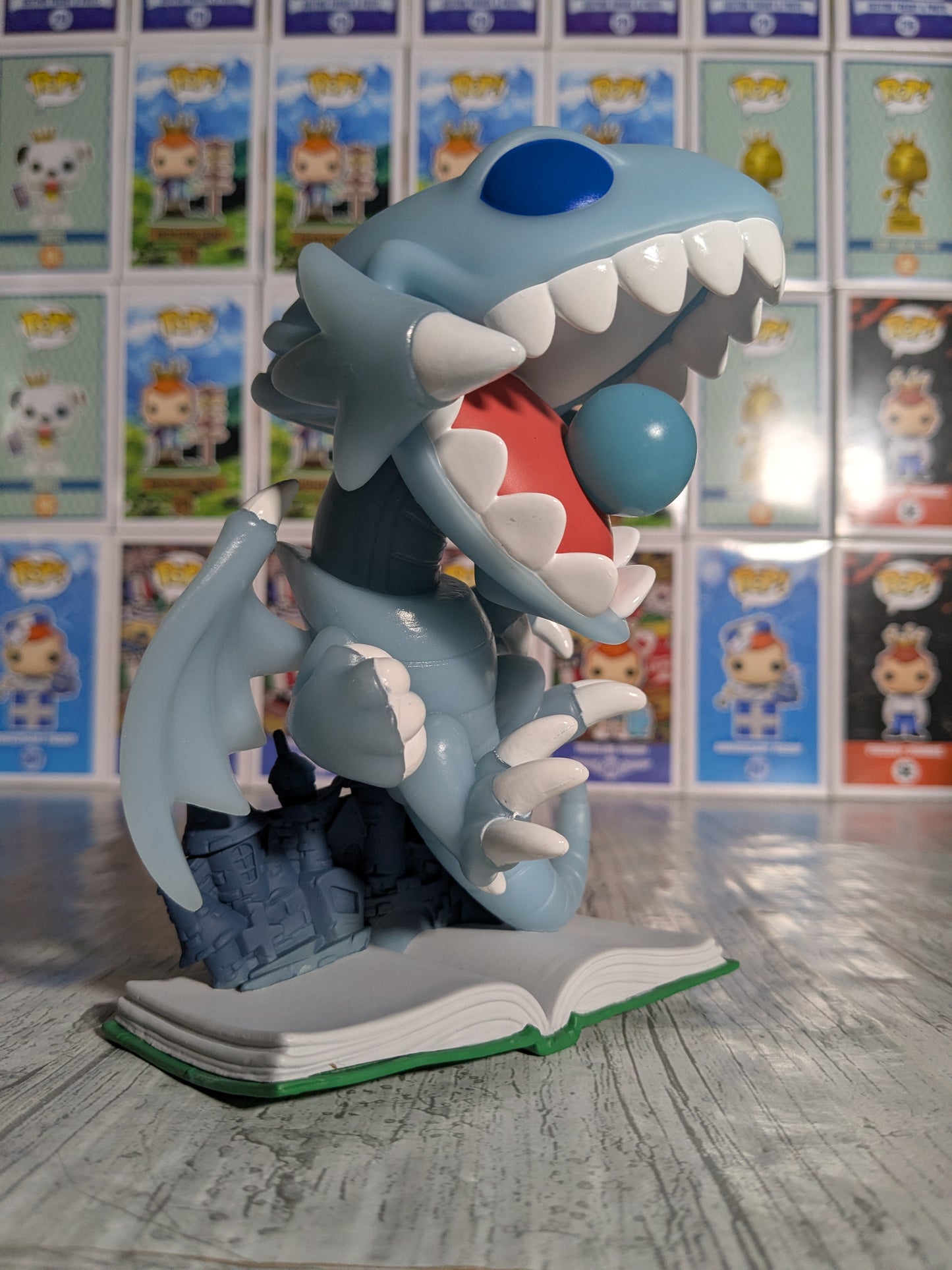 Funko pop 1478 : Blue-Eyes Toon Dragon (Glow/Damaged Box/Opened)