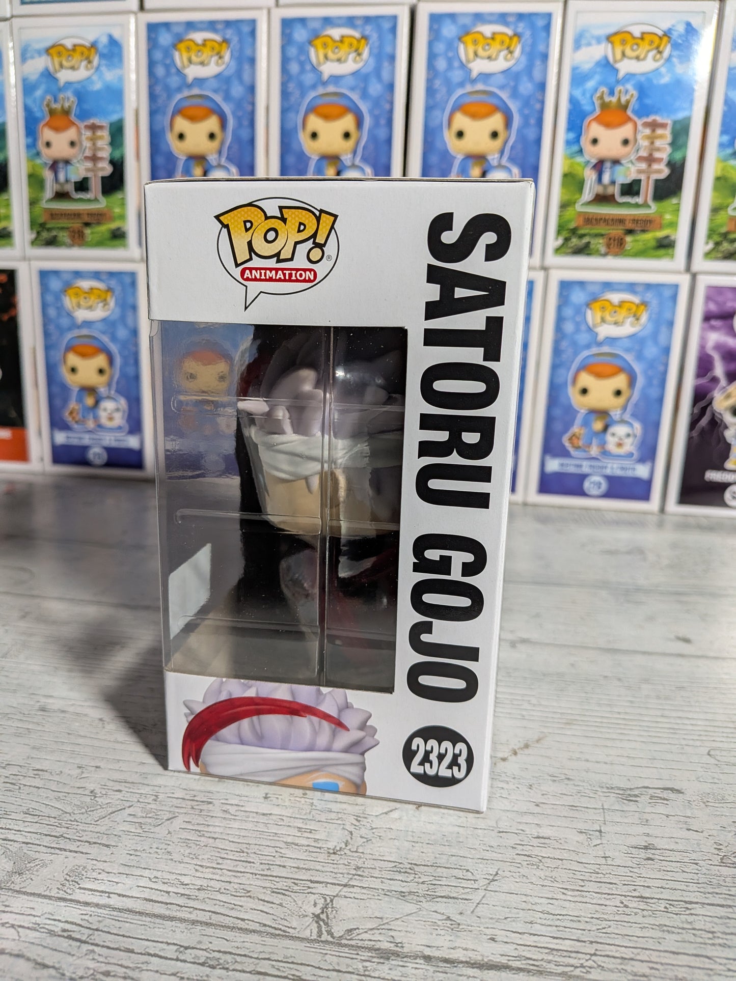 Funko Pop Jujutsu Kaisen #2323 - Satoru Gojo (Rot)