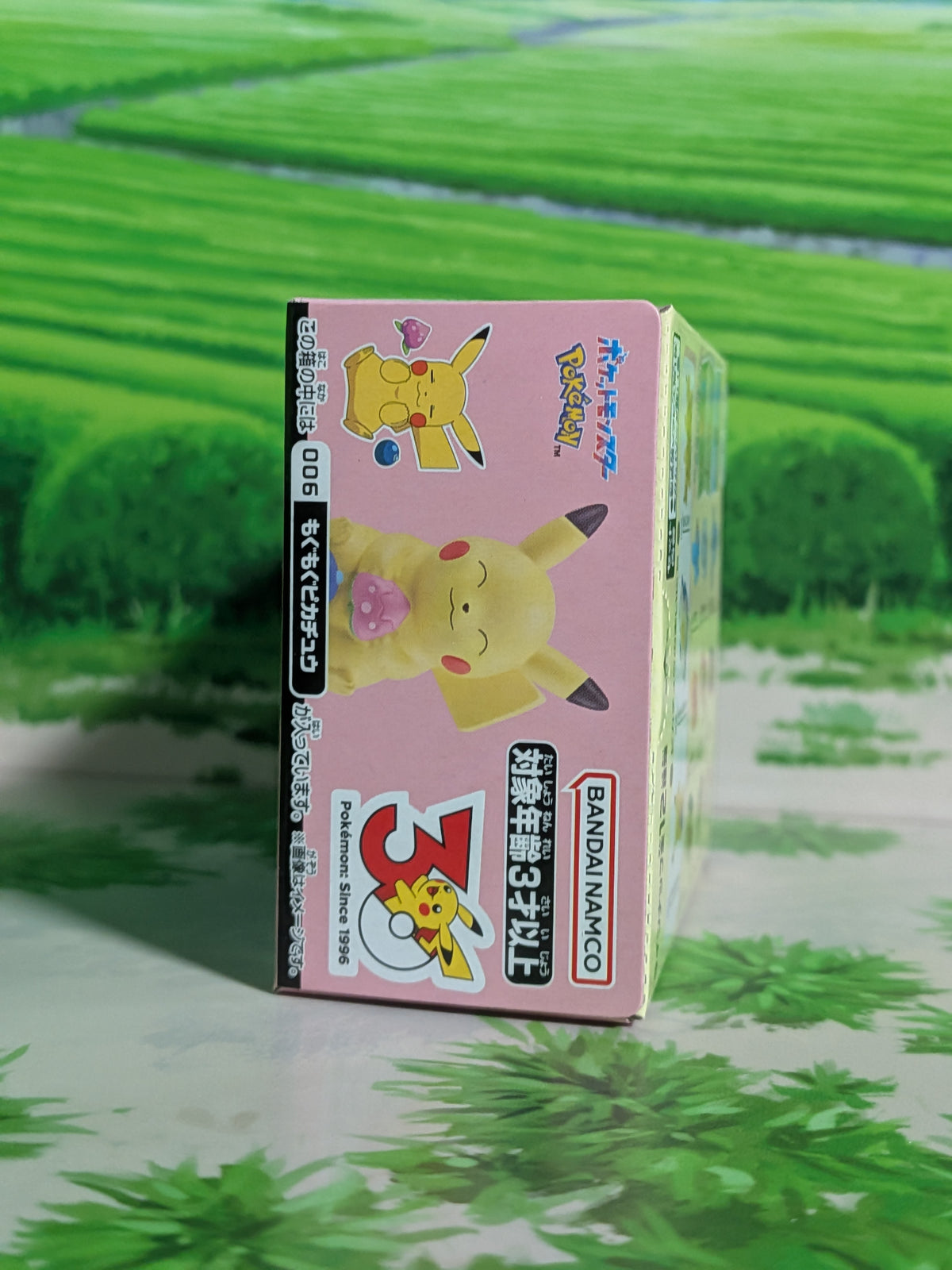 Shokugan: Pokémon Kids Mini Figure & Gum - 30th Anniversary Special Vol.3 - Mogumogu Pikachu (N°006)