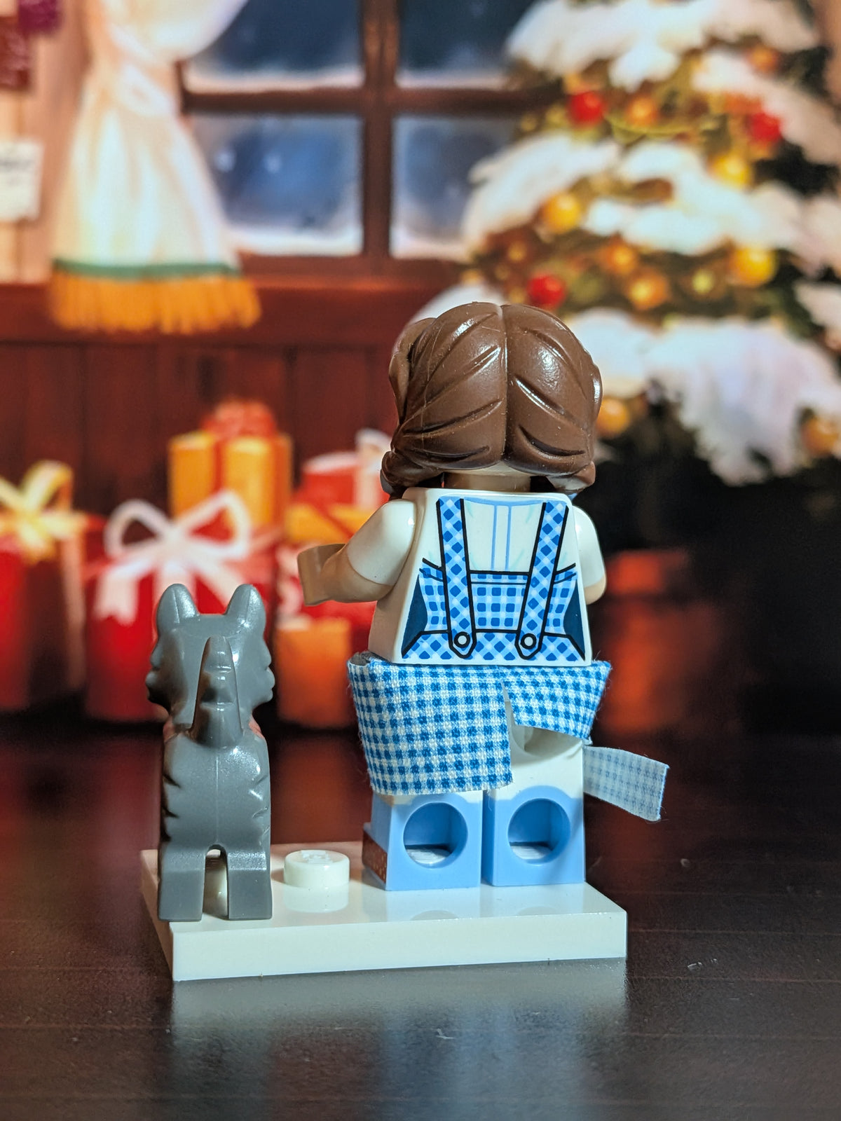 LEGO Minifigures - Dorothy Gale & Toto (lire description)