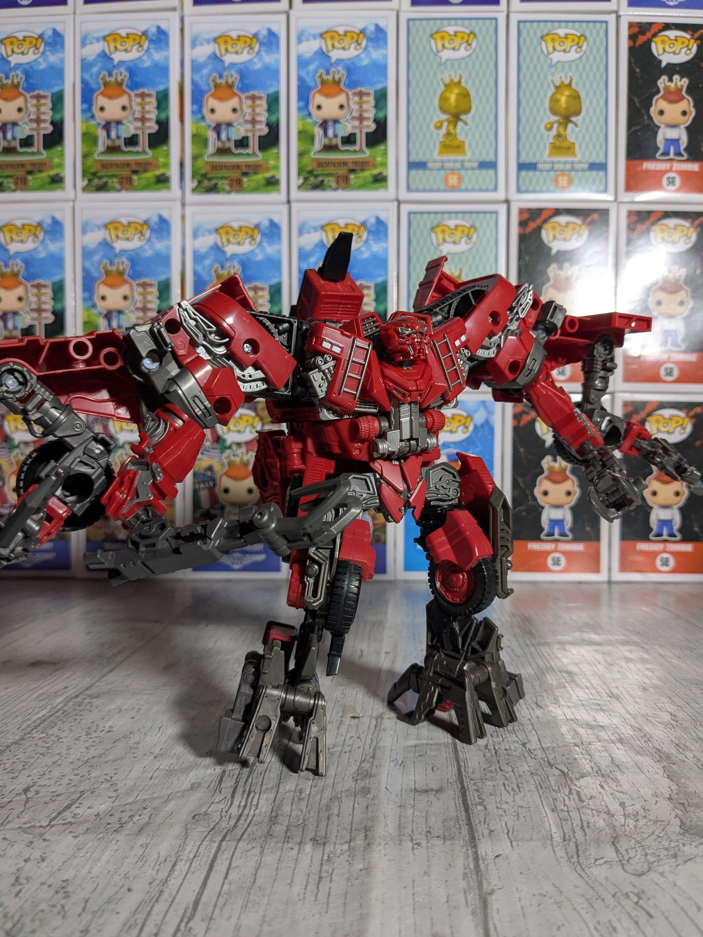 Studio Series 66 : Overload