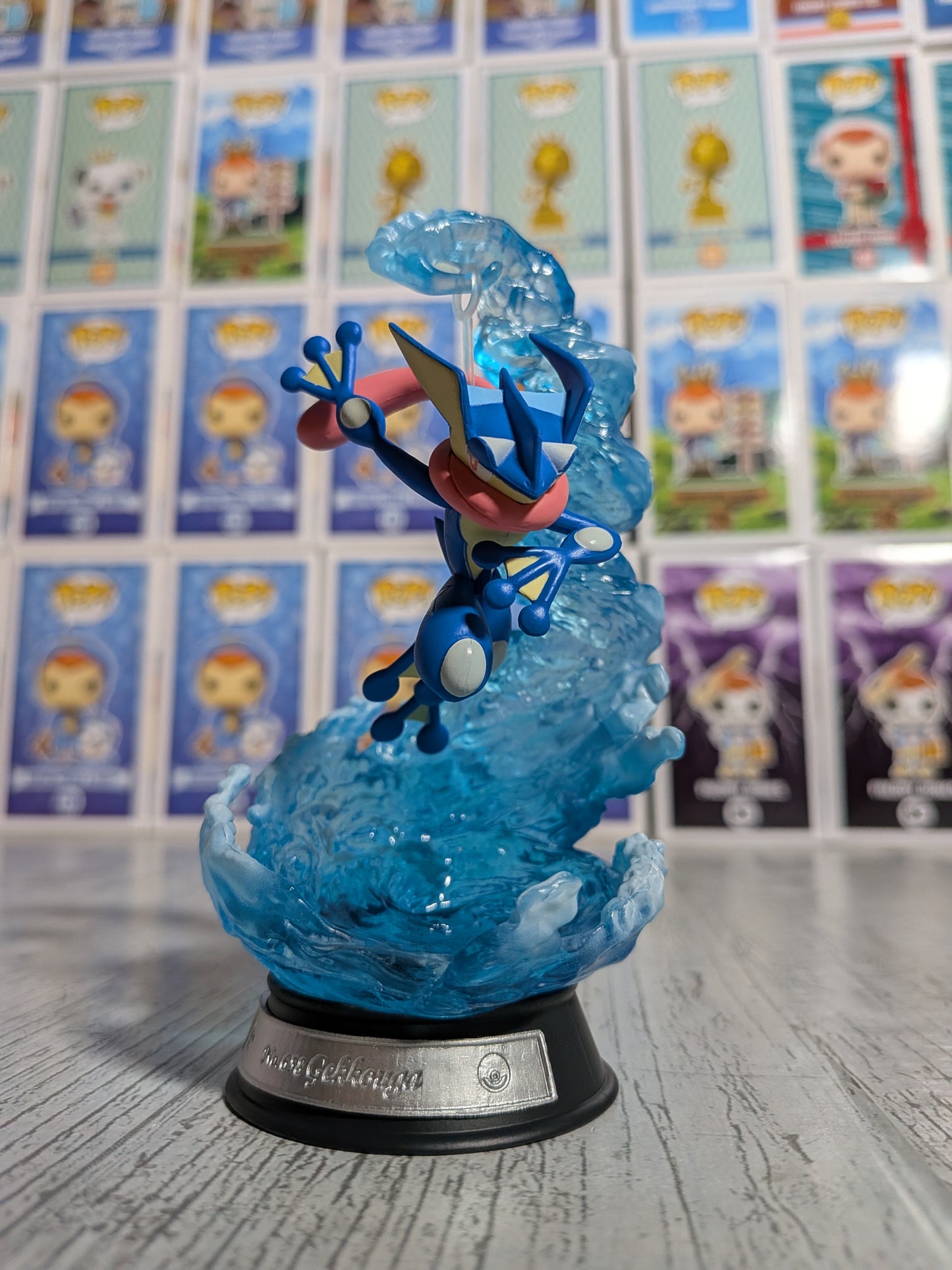 Re-Ment Pokémon Swing Vignette Collection Vol.3 - Amphinobi | Greninja | Gekkouga (~10cm)