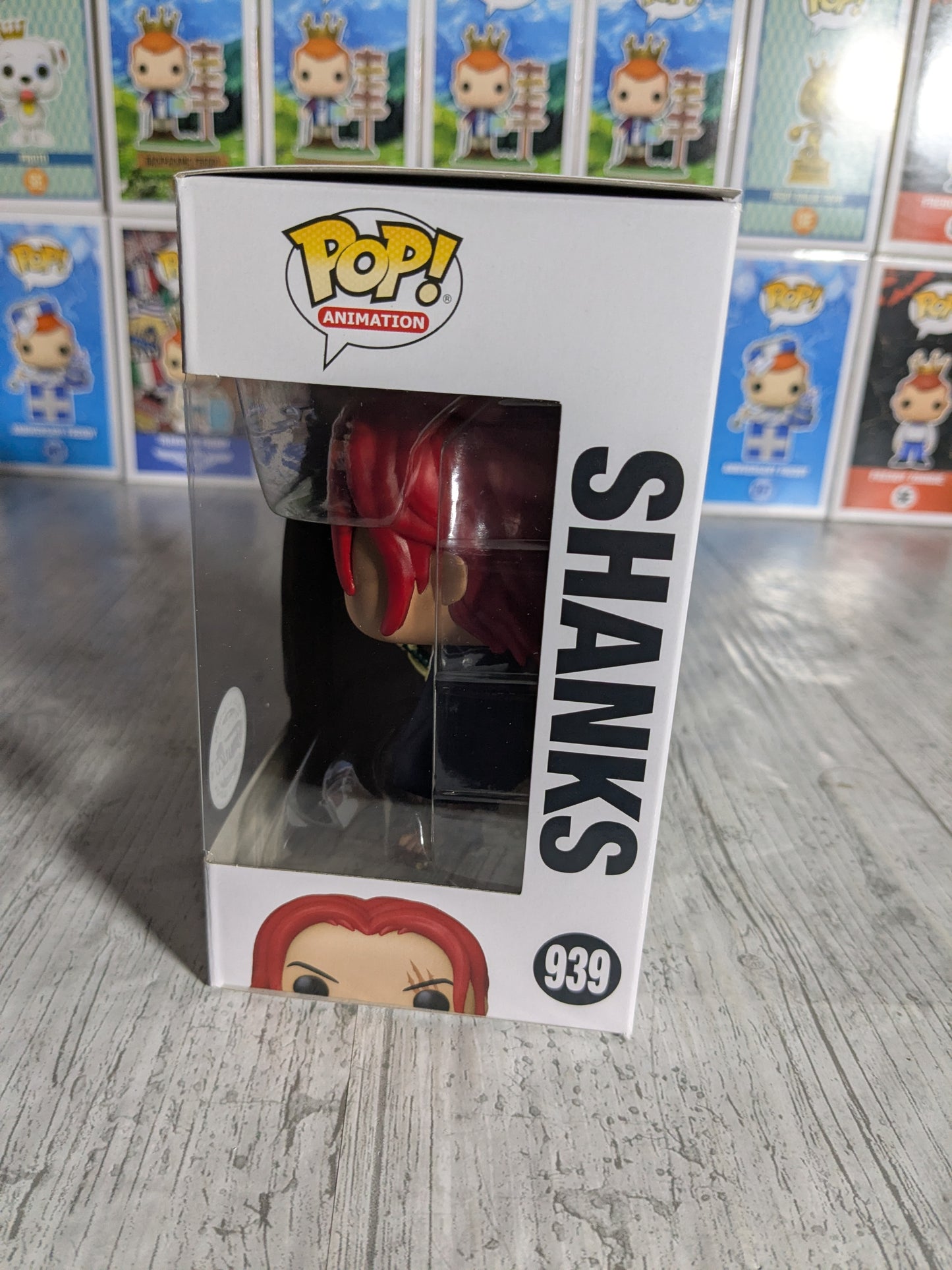 Funko pop 939 : Shanks (Damaged Box)