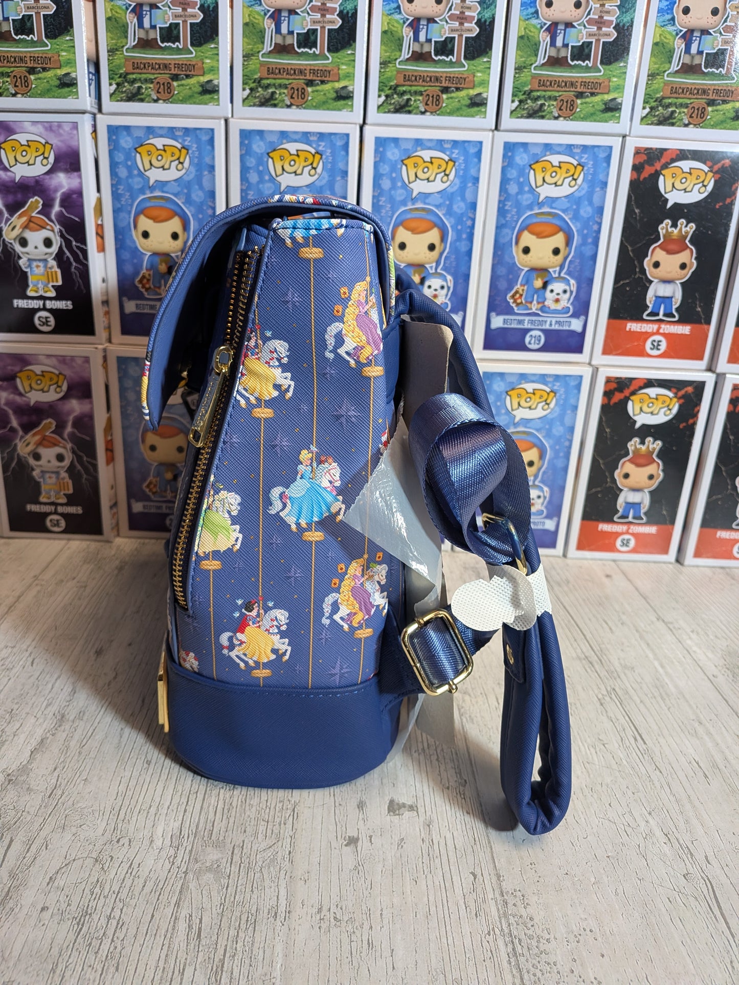 Loungefly - Disney Prinzessinnen Karussell - Mini-Rucksack