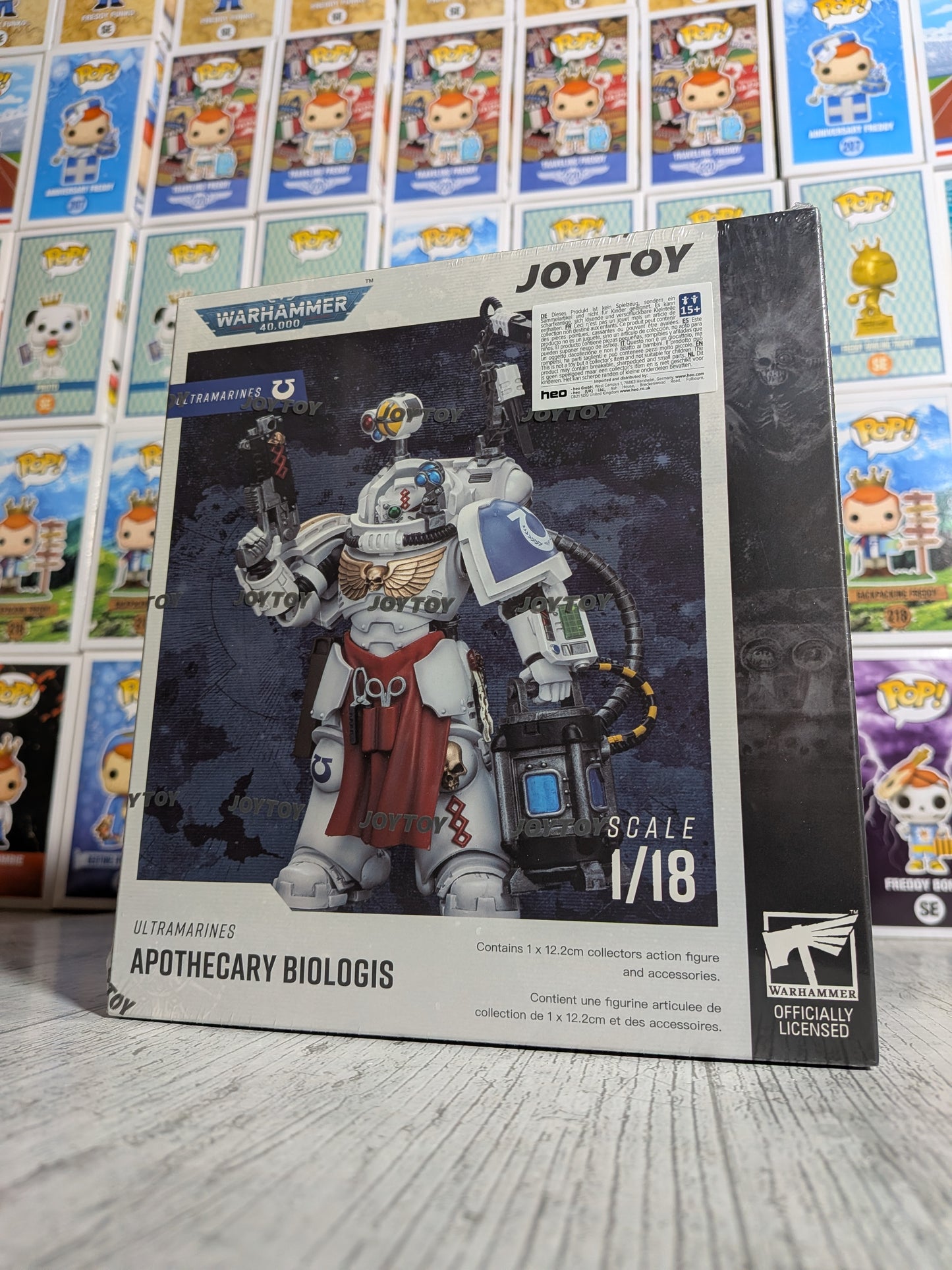 JoyToy Warhammer 40k - Ultramarines Apotheker Biologis (12,2cm)
