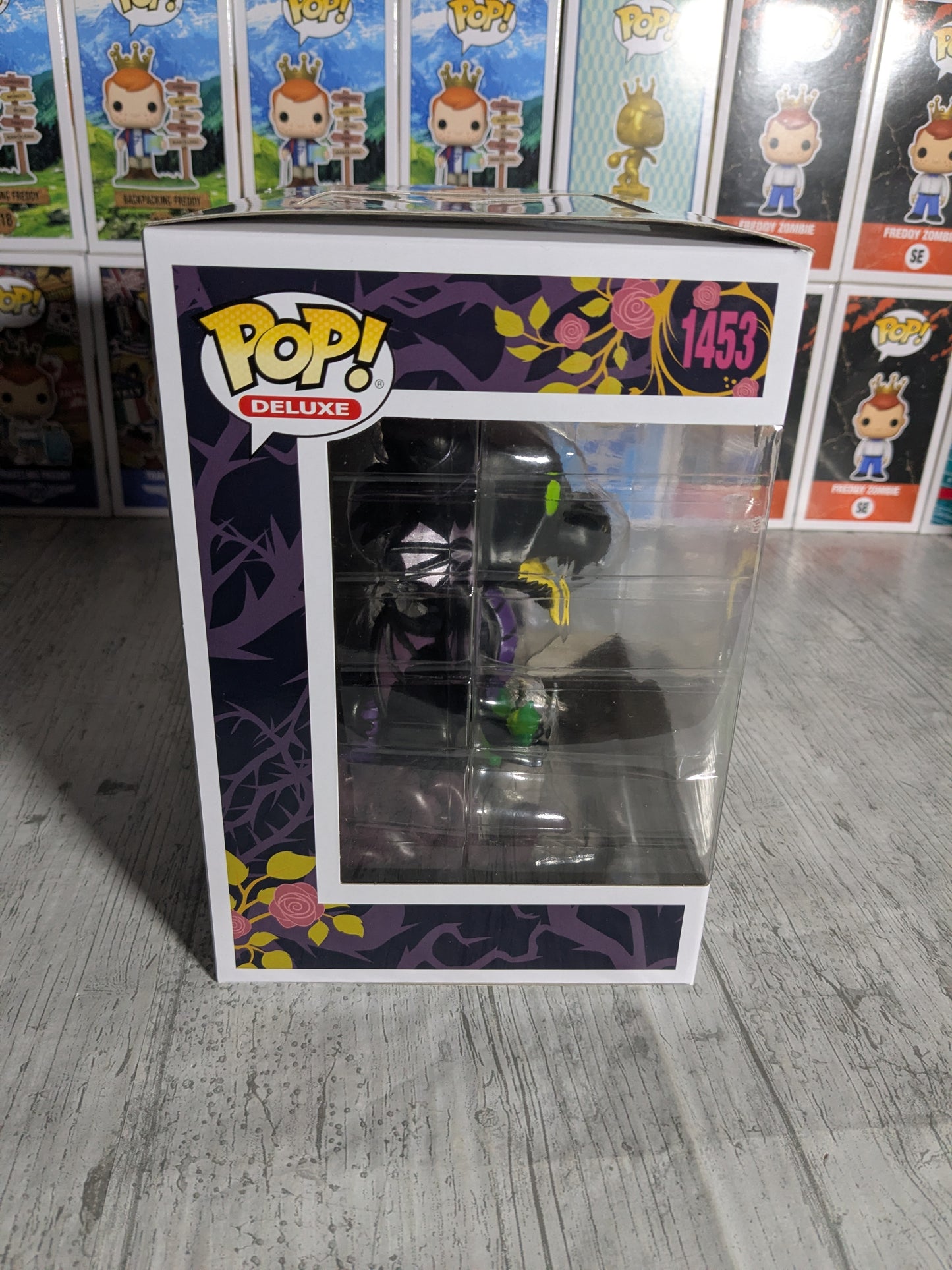 Funko pop Sleeping Beauty #1453 - Maleficent on Bridge