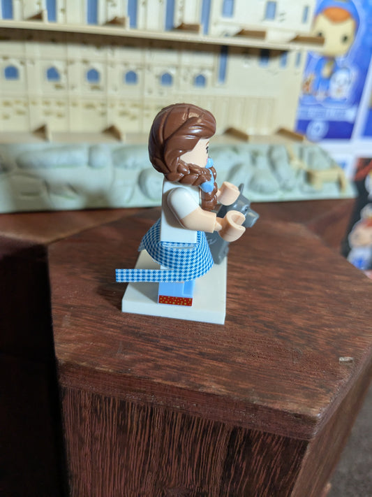 Lego Minifigures : Dorothy Gale & Toto (lire description)