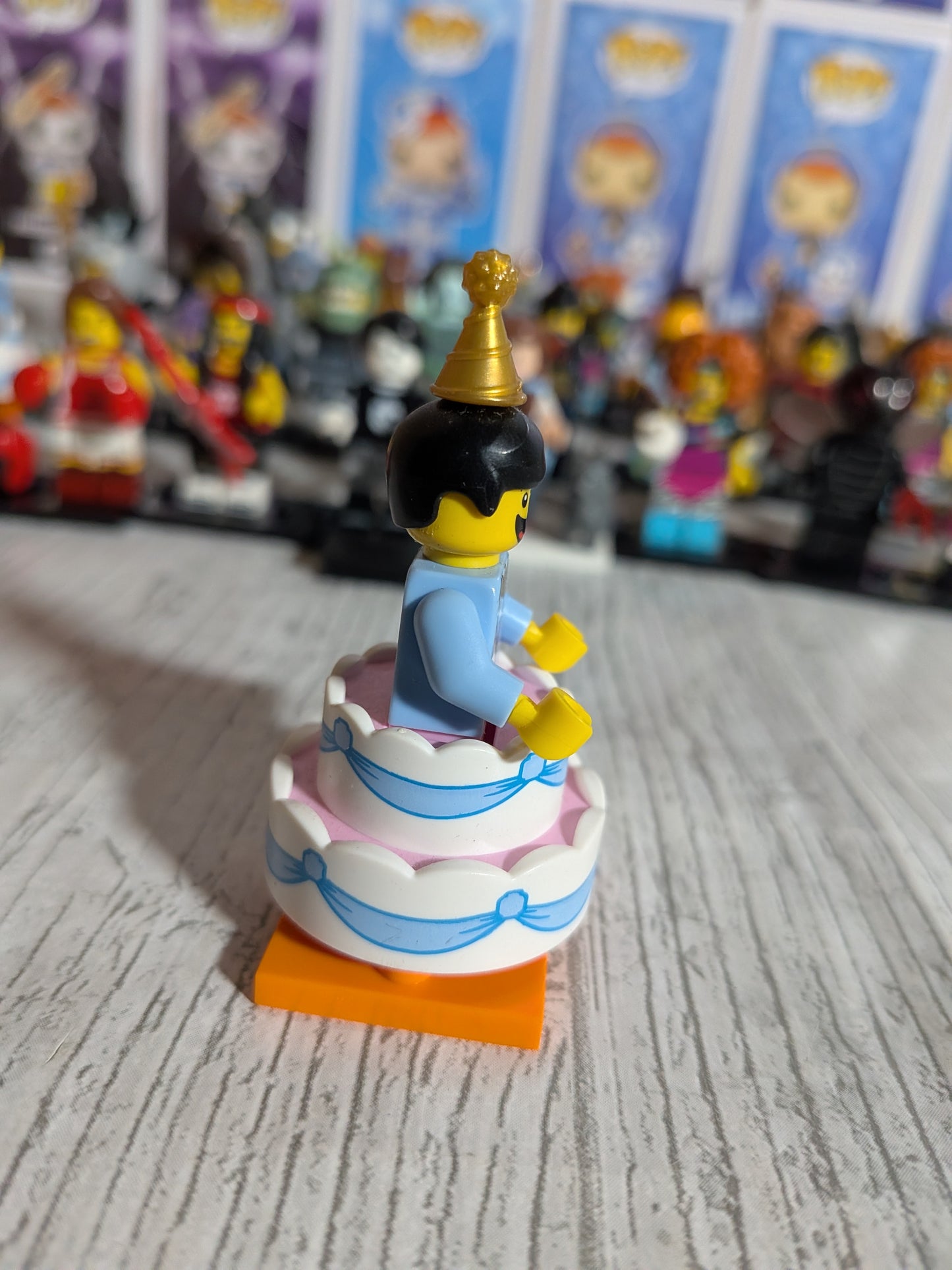 LEGO Minifiguren - Geburtstagstorten-Mann