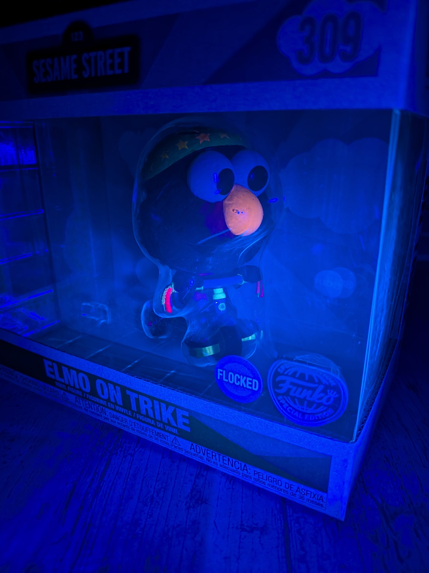 Funko Pop Sesamstraße Nr. 309 – Elmo auf dem Dreirad (beflockt)