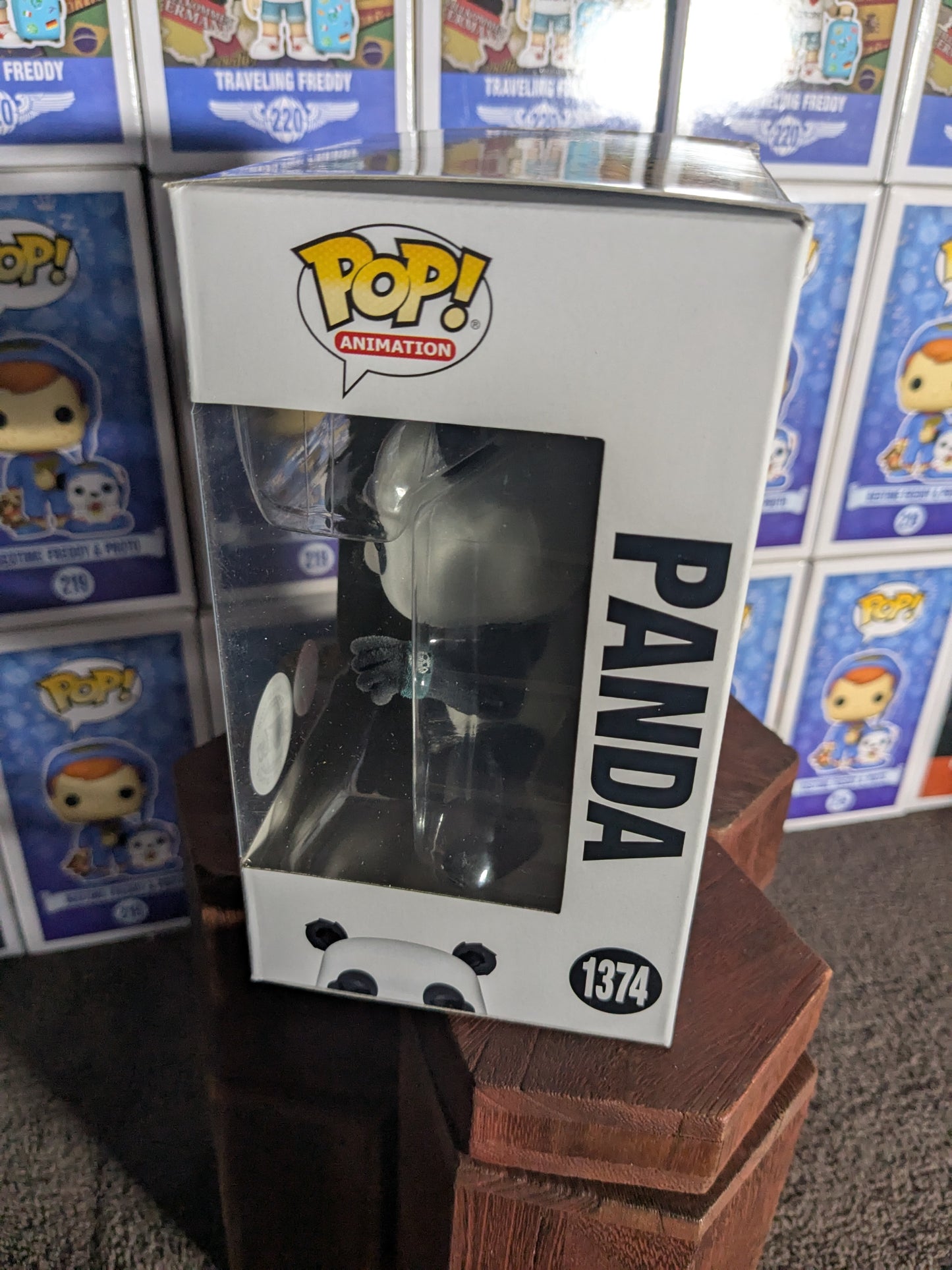 Funko pop 1374 : Panda (Flocked)