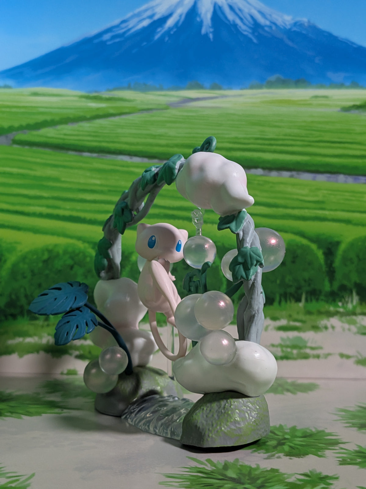 Re-Ment Pokémon Circular Diorama Collection 2 - Mew | Mew (~10cm)