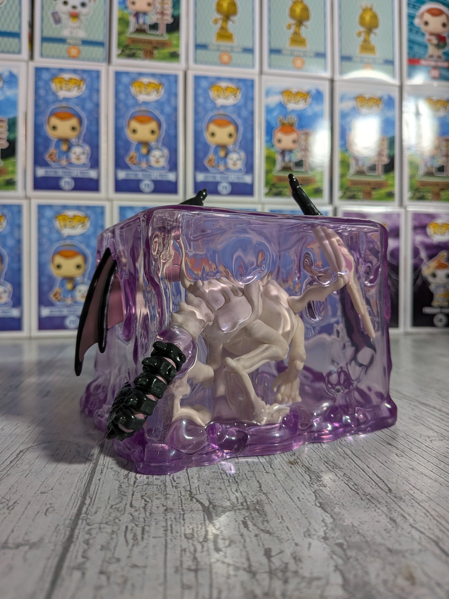 Funko Pop Games Dungeons &amp; Dragons #1069 - Gelatinewürfel mit Dracolich (Leuchtend/Geöffnet/Beschädigtes Plastik)