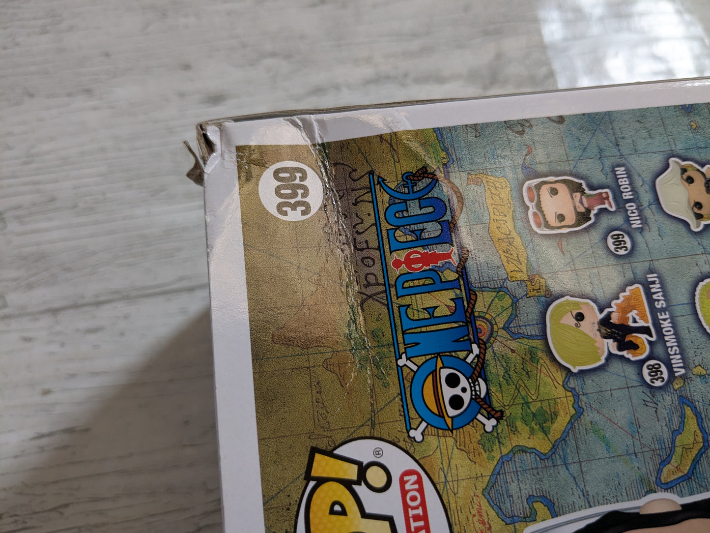Funko pop 399 : Nico Robin (Opened/Damaged Box)