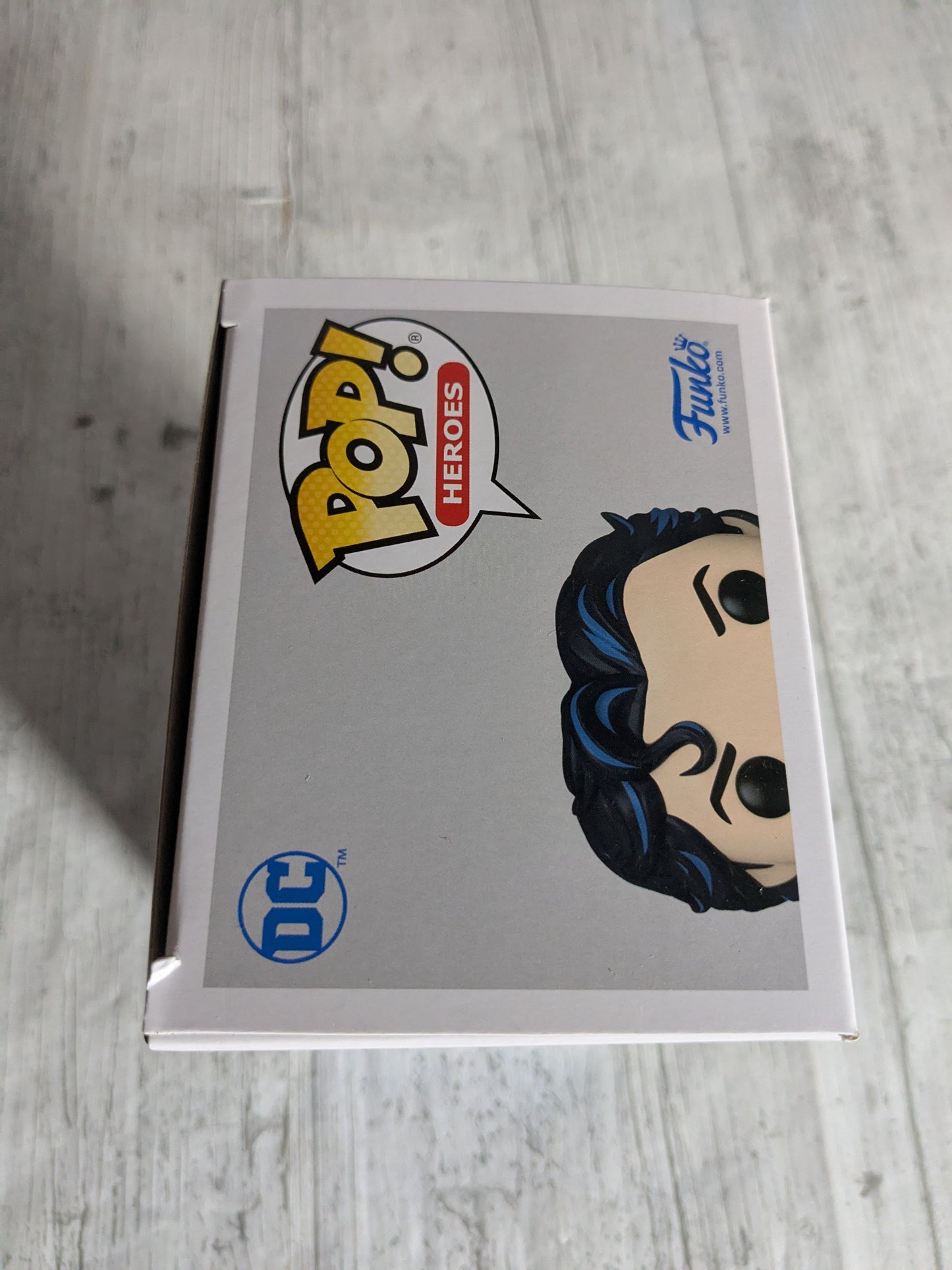 Funko pop 466 : Superman (Defaults)