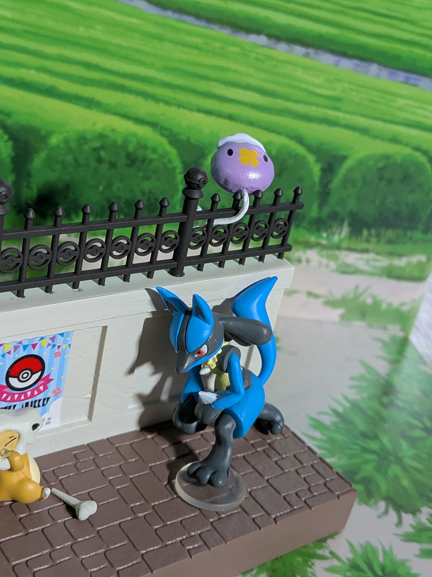 Re-Ment Pokémon Town 2 Festival Street Corner - Lucario & Osselait (~10cm)