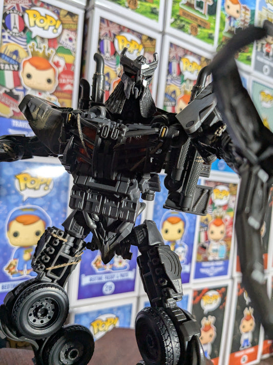 Studio Series 101 : Scourge