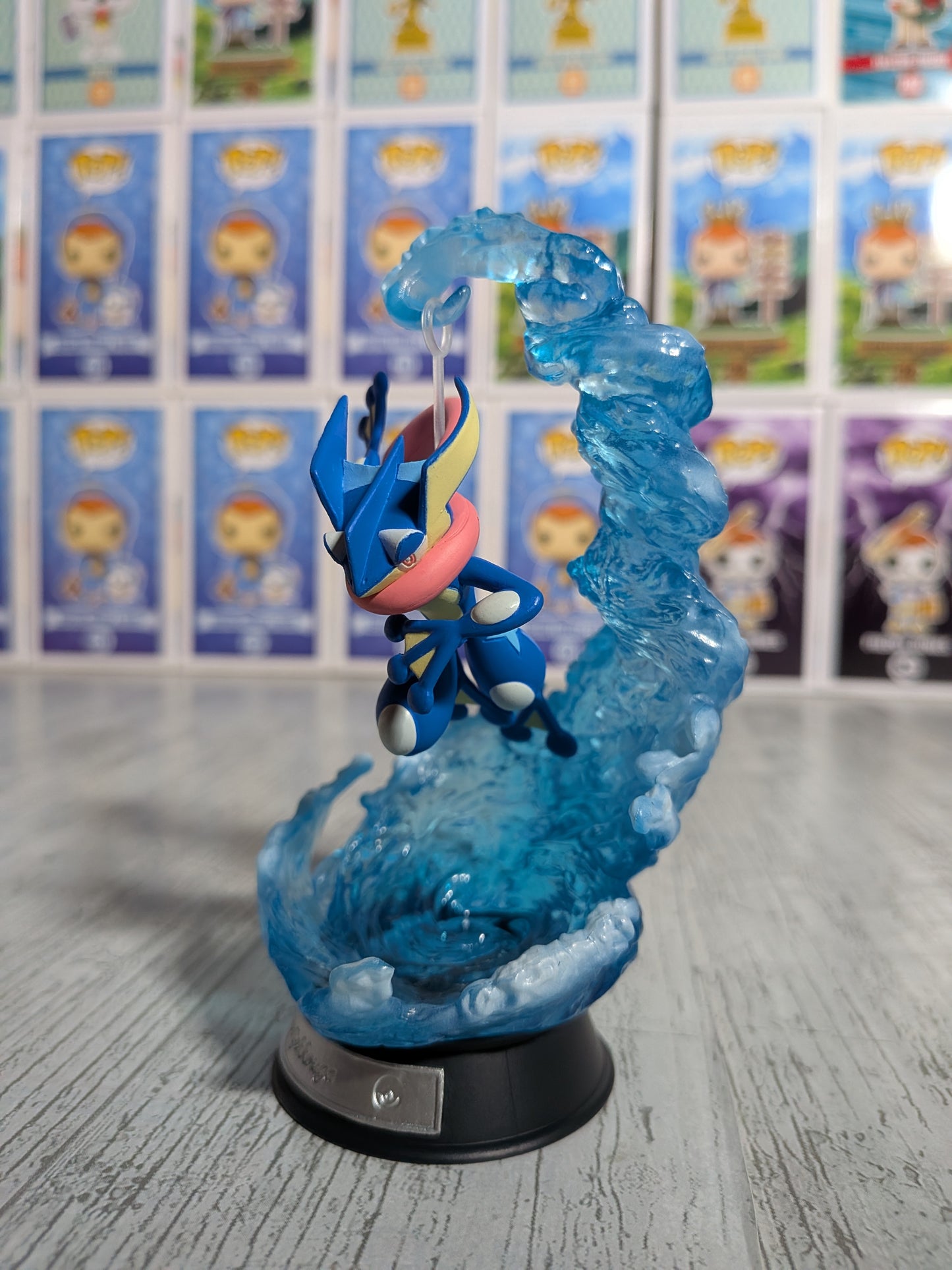 Re-Ment Pokémon Swing Vignette Collection Vol.3 - Amphinobi | Greninja | Gekkouga (~10cm)