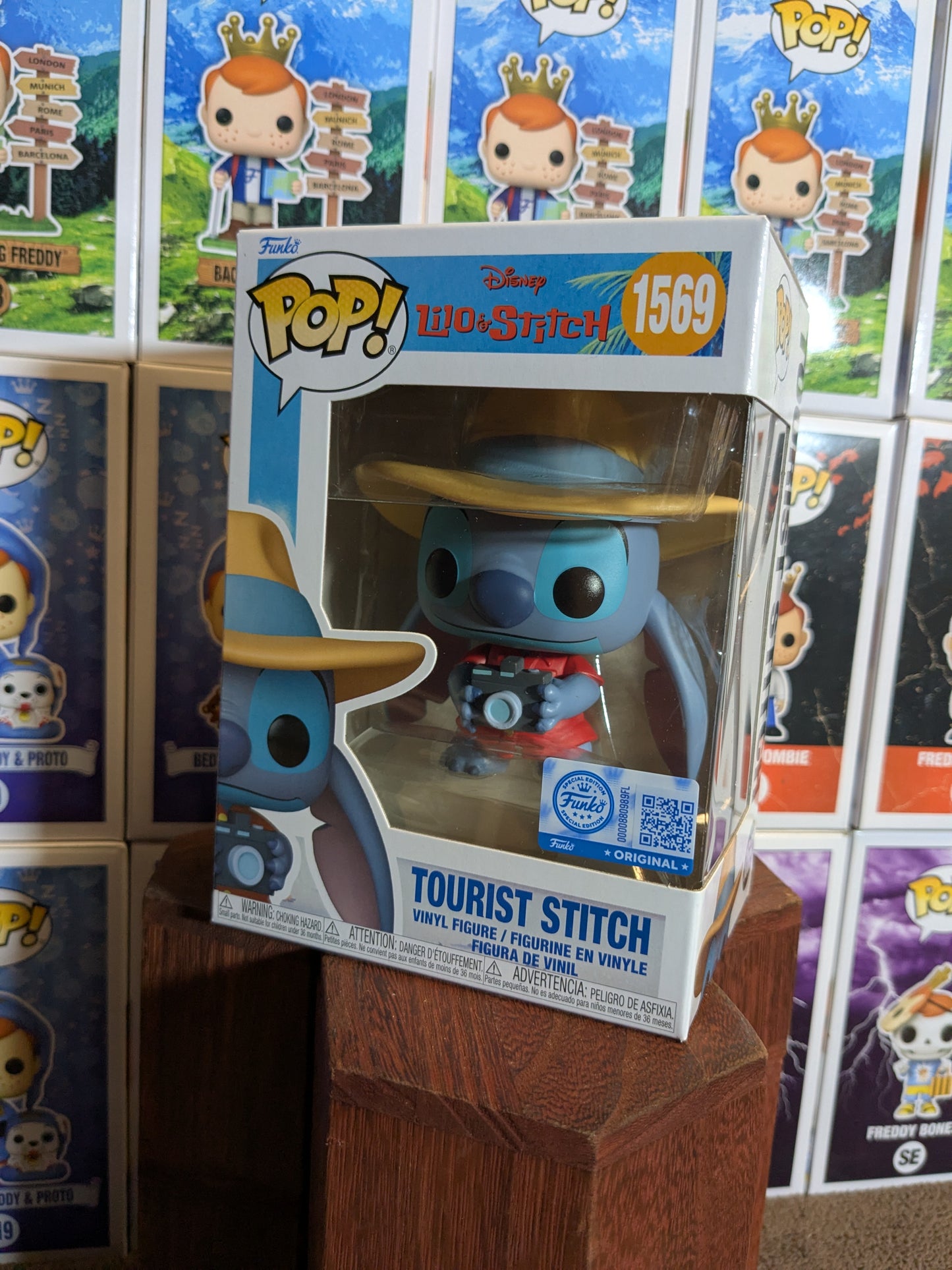 Funko pop 1569 : Tourist Stitch