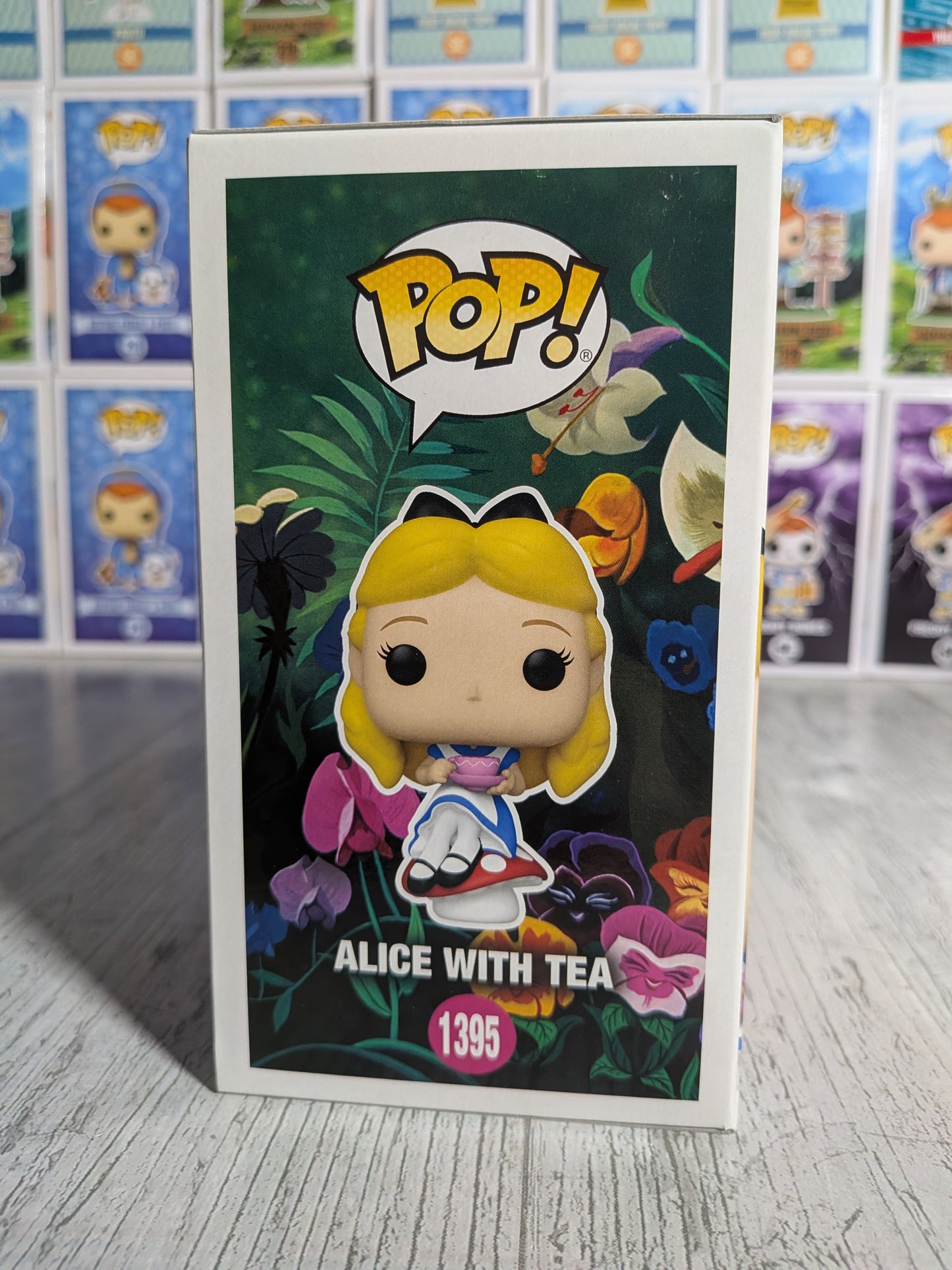 Funko Pop Disney #1395 - Alice with Tea